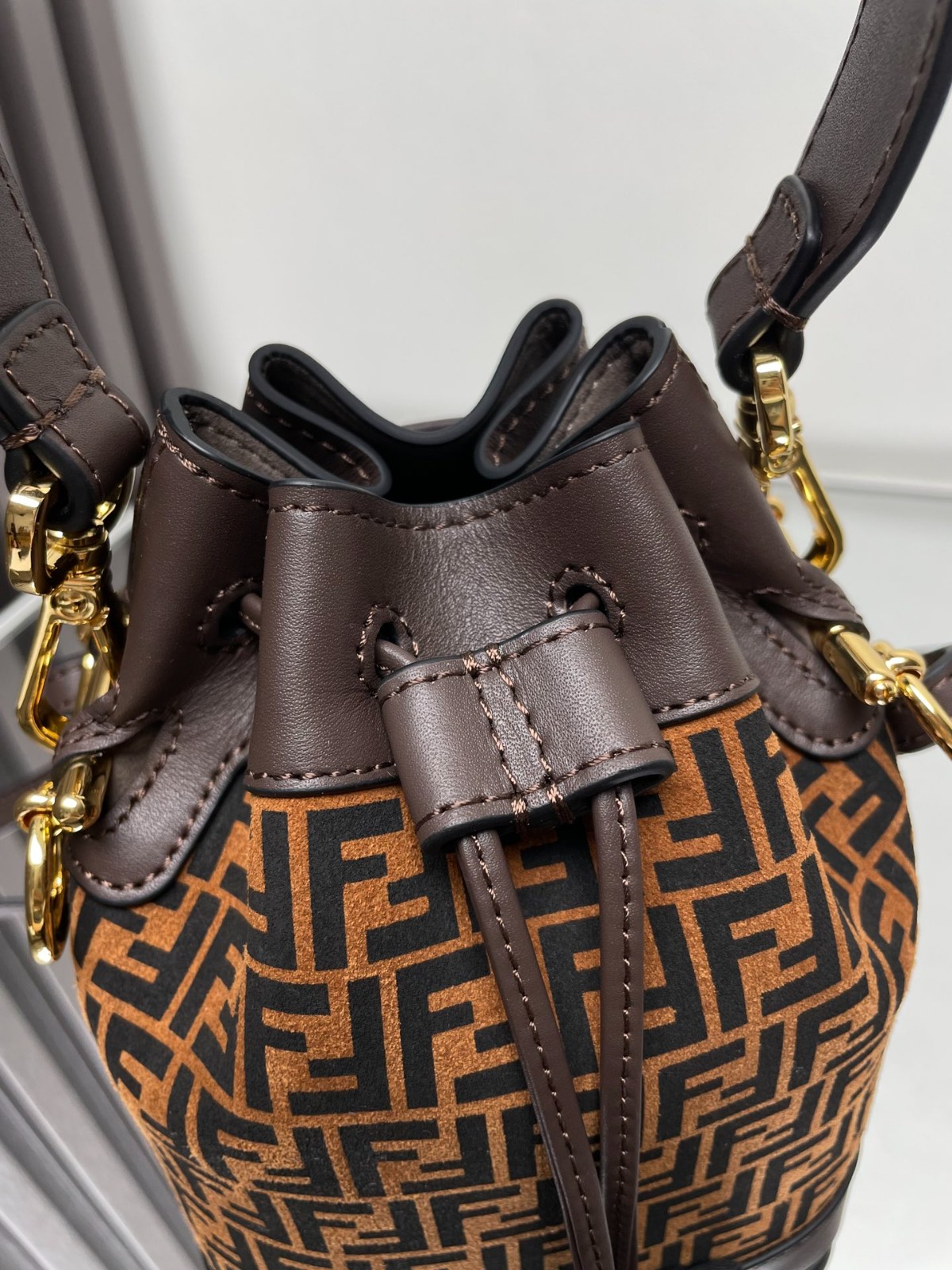 075 65123192 size 12x18x10cm