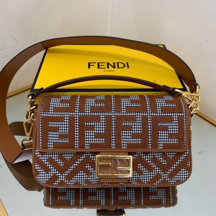 053 70123197 size 26x13x6cm