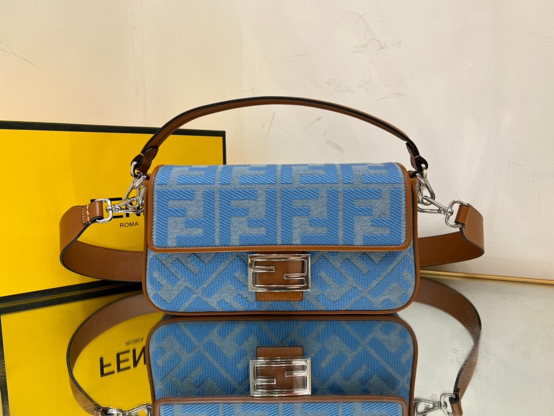 052 65123202 size 26x13x6cm