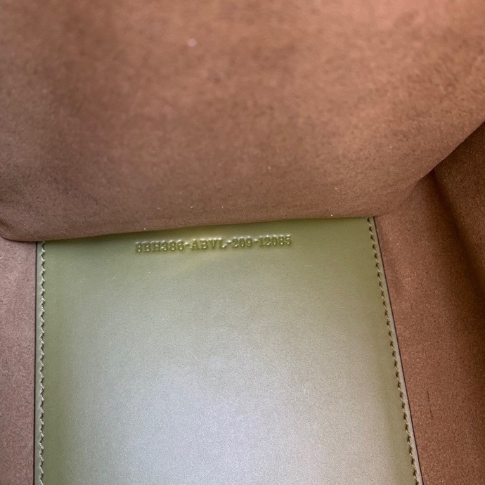 044 90123231 size 36x17x31cm