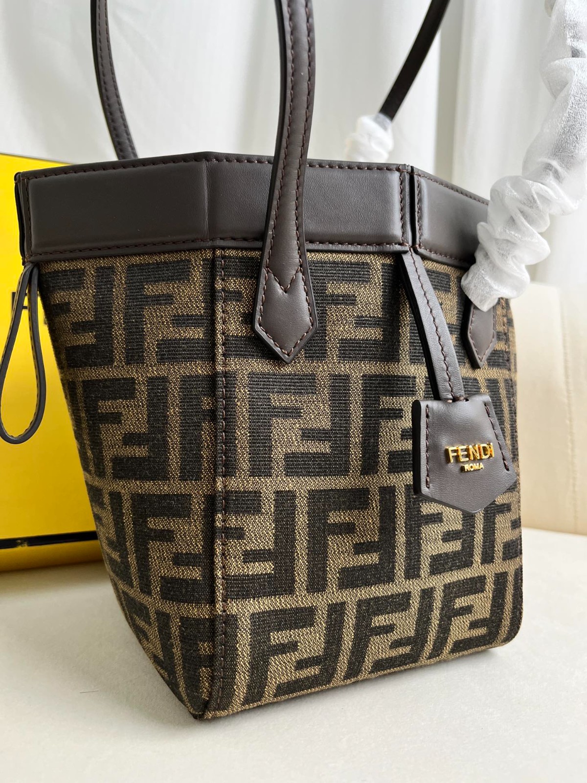 041 63123201 size 15x18.5x15cm