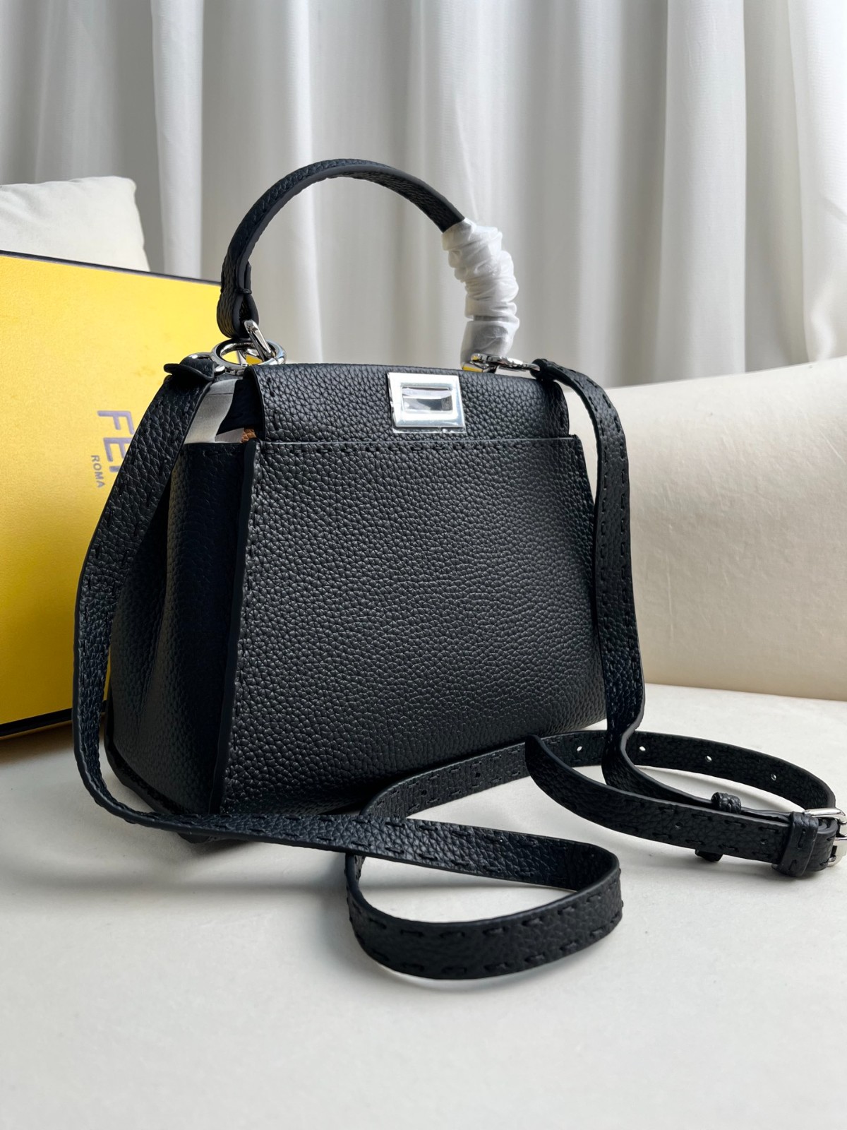 034 100123256 size 23x12x18cm