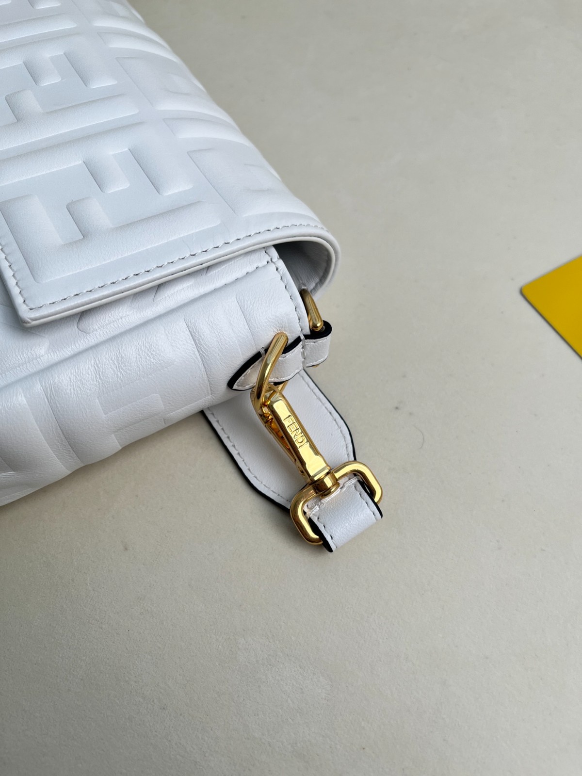 003 75123212 size 27x15x6cm