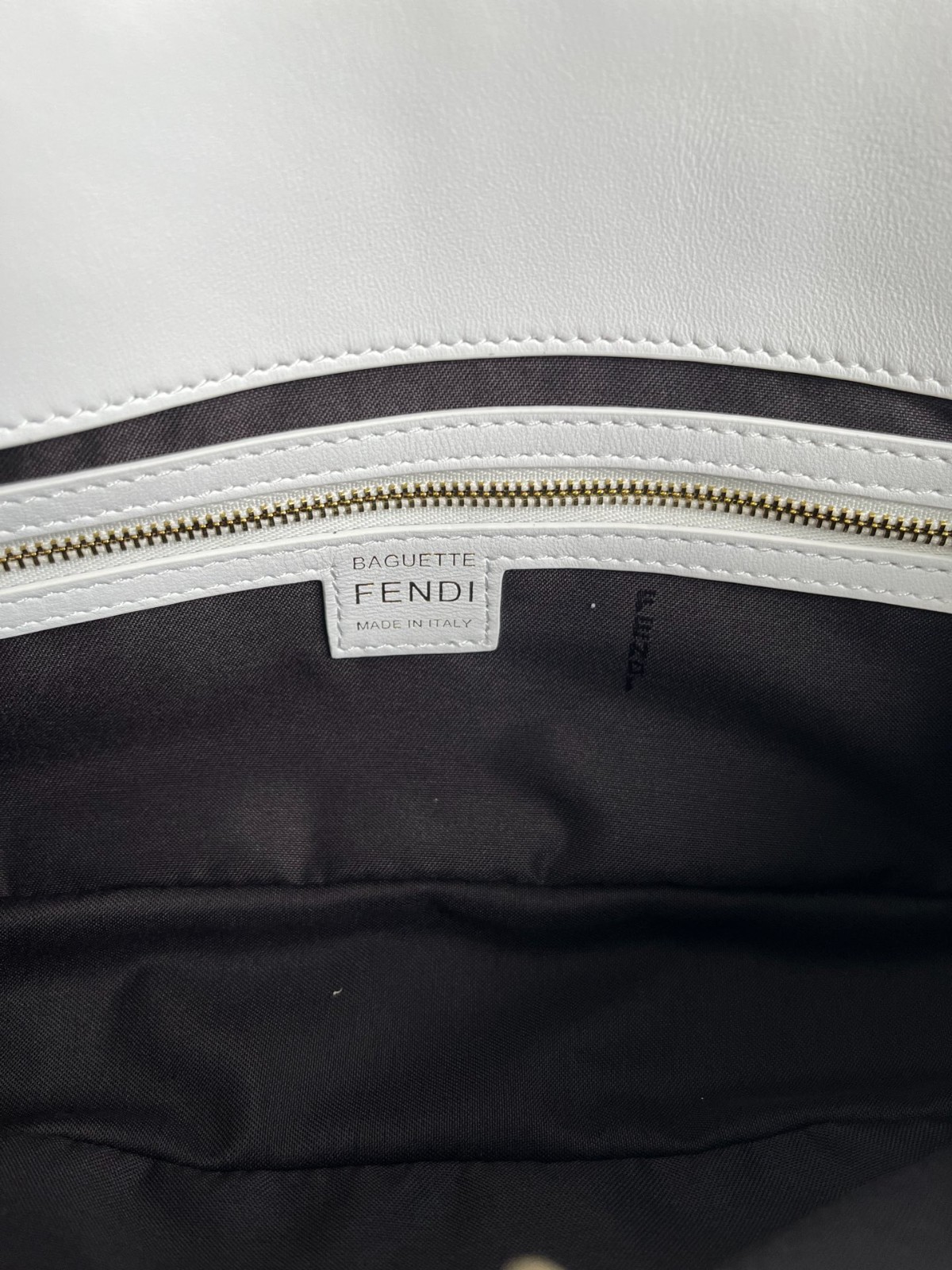 003 75123212 size 27x15x6cm