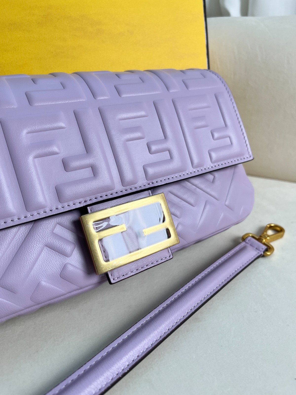 002 75123212 size 27x15x6cm