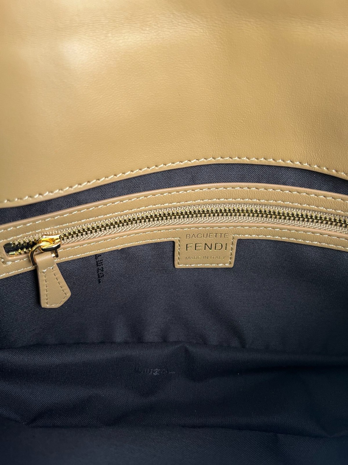 001 75123212 size 27x15x6cm
