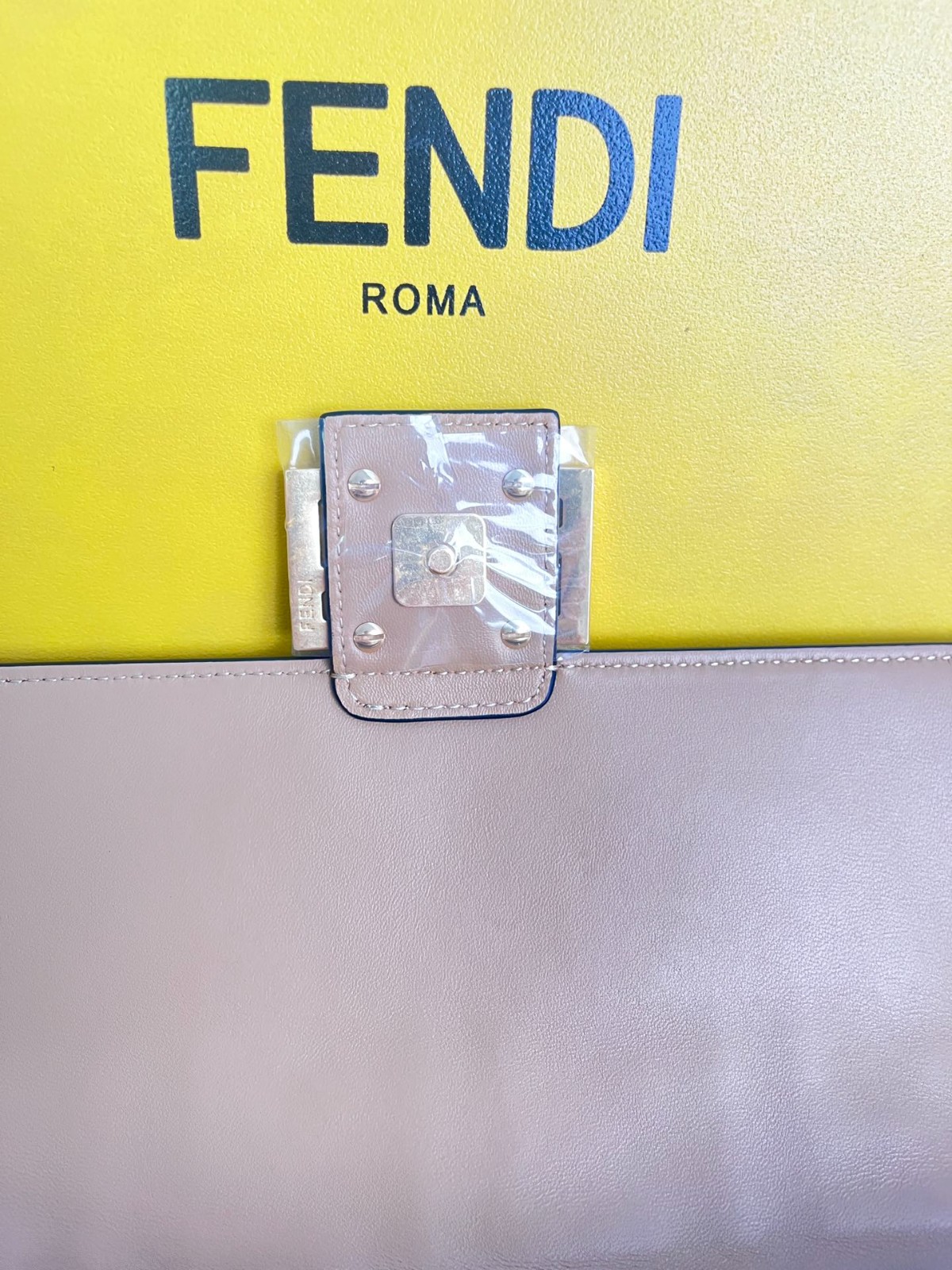 001 75123212 size 27x15x6cm