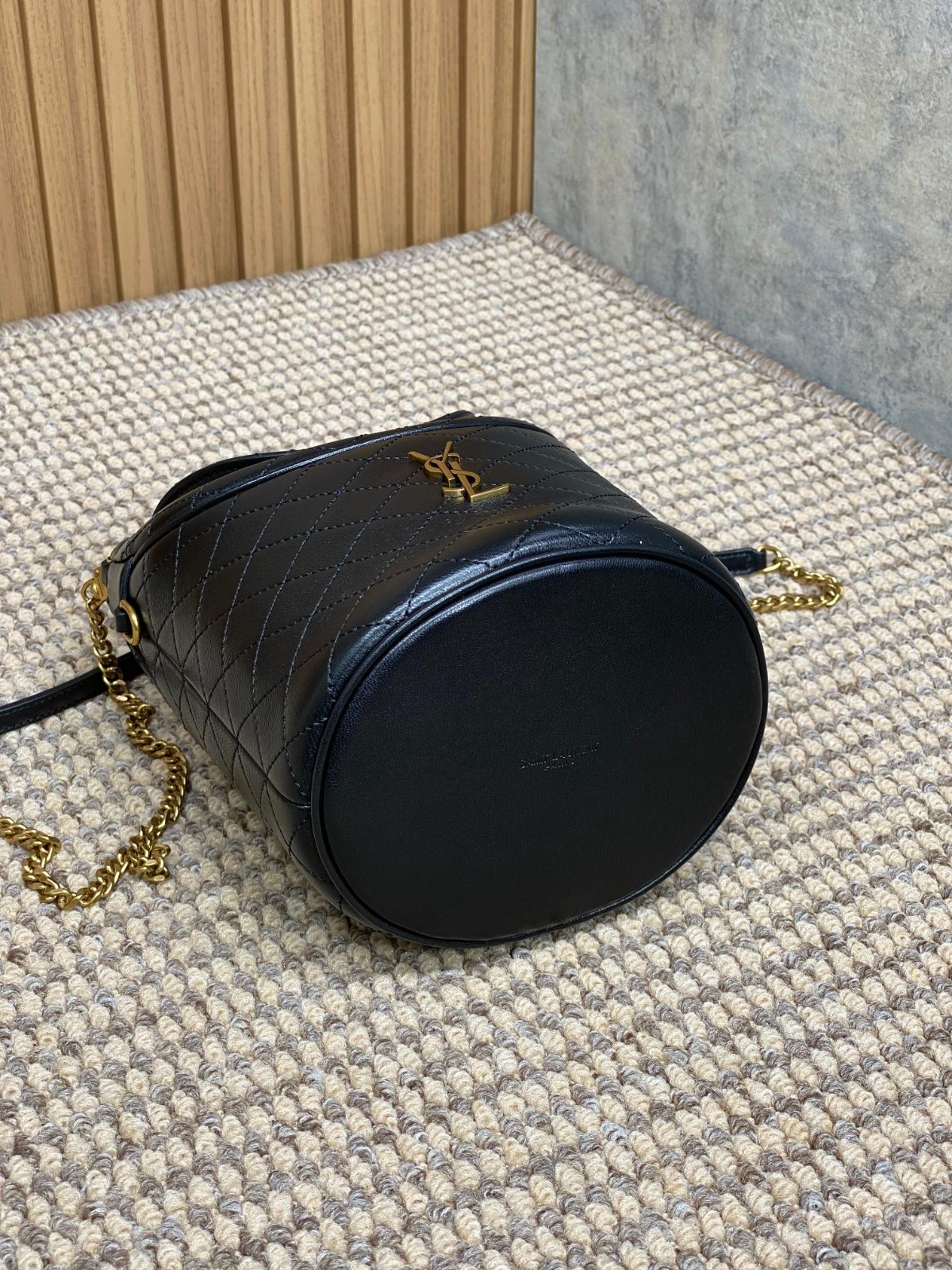 022 75123214 size 19x17x15cm