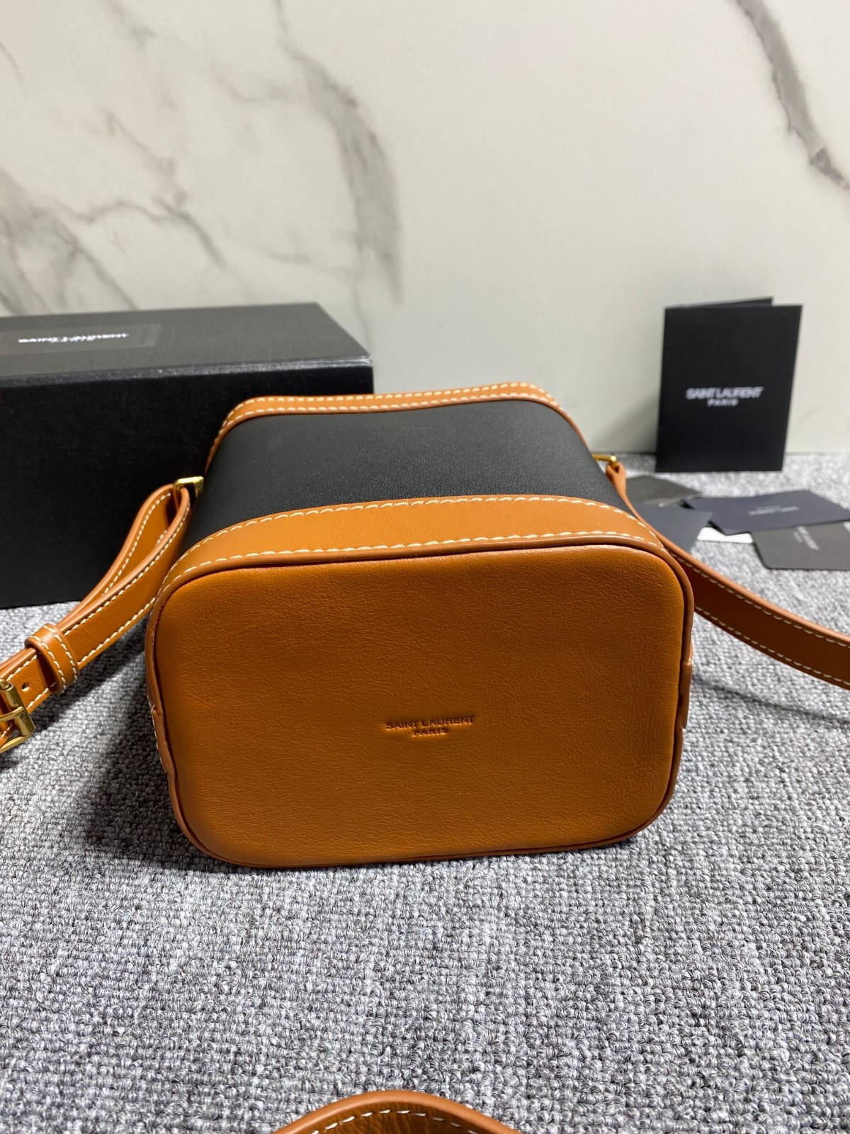 021 72123211 size 17x15x11cm