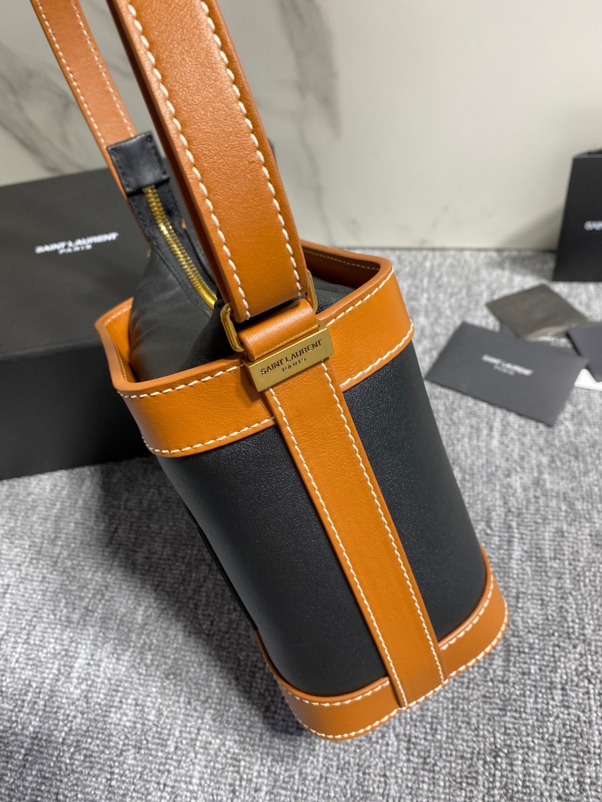 021 72123211 size 17x15x11cm