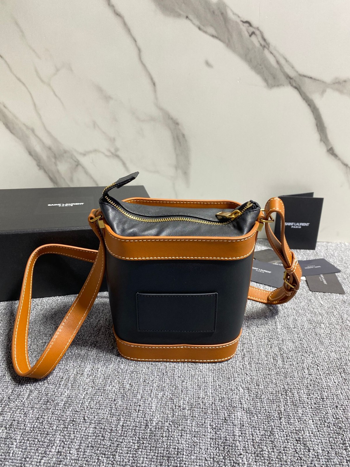 021 72123211 size 17x15x11cm
