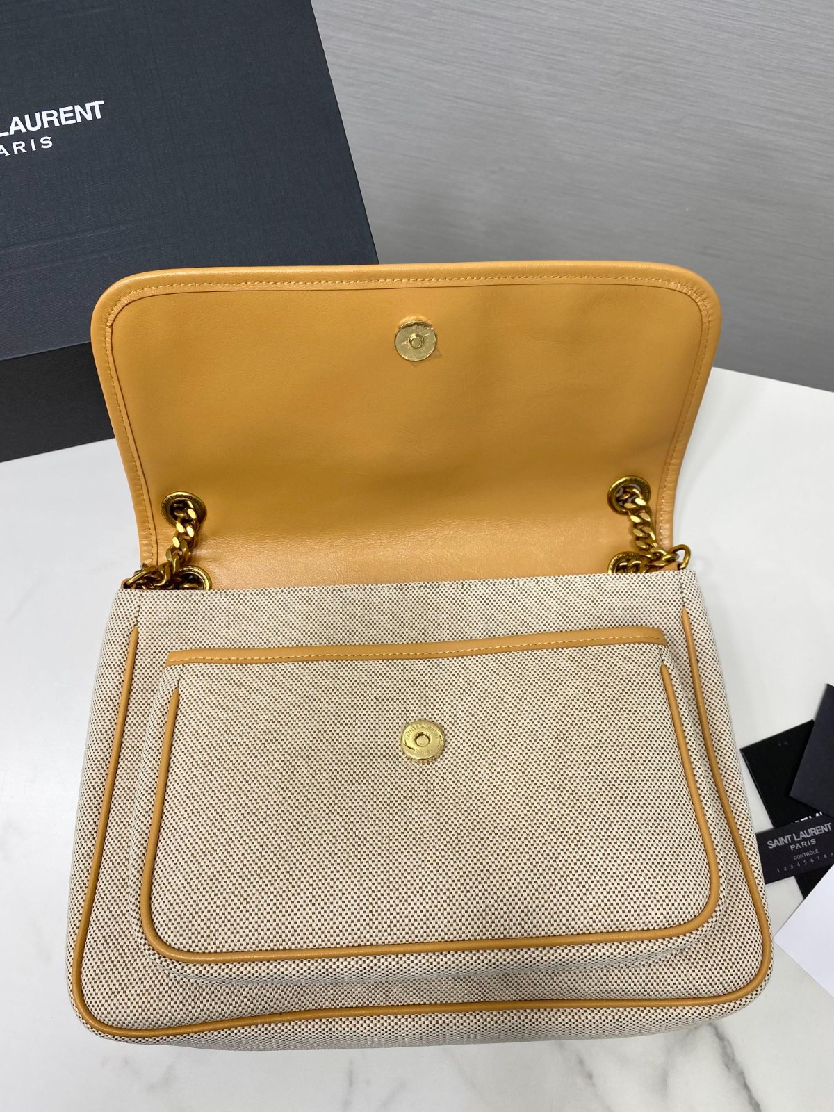 019 72123211 size 28cm
