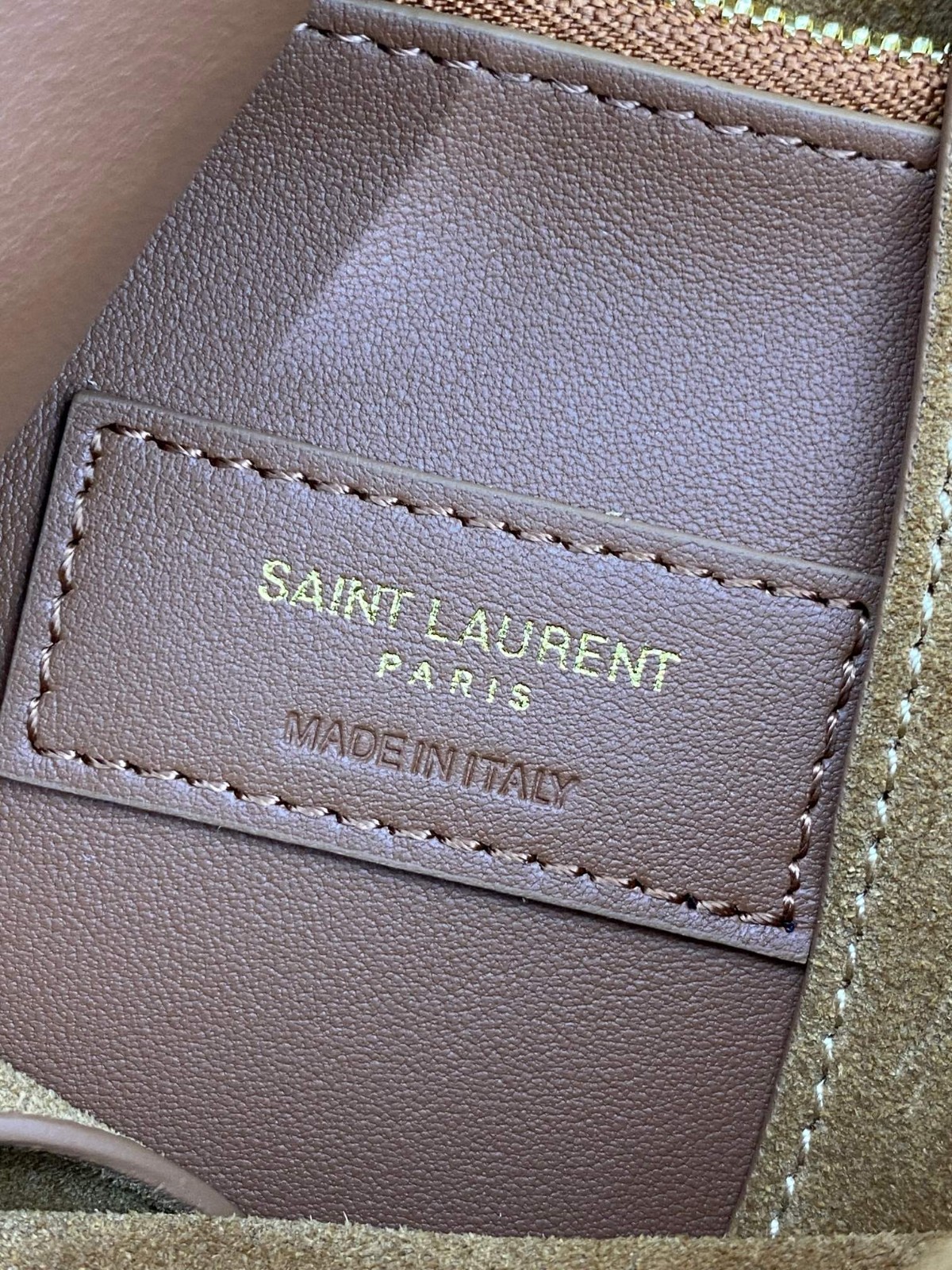 018 68123209 size 22x22x10cm