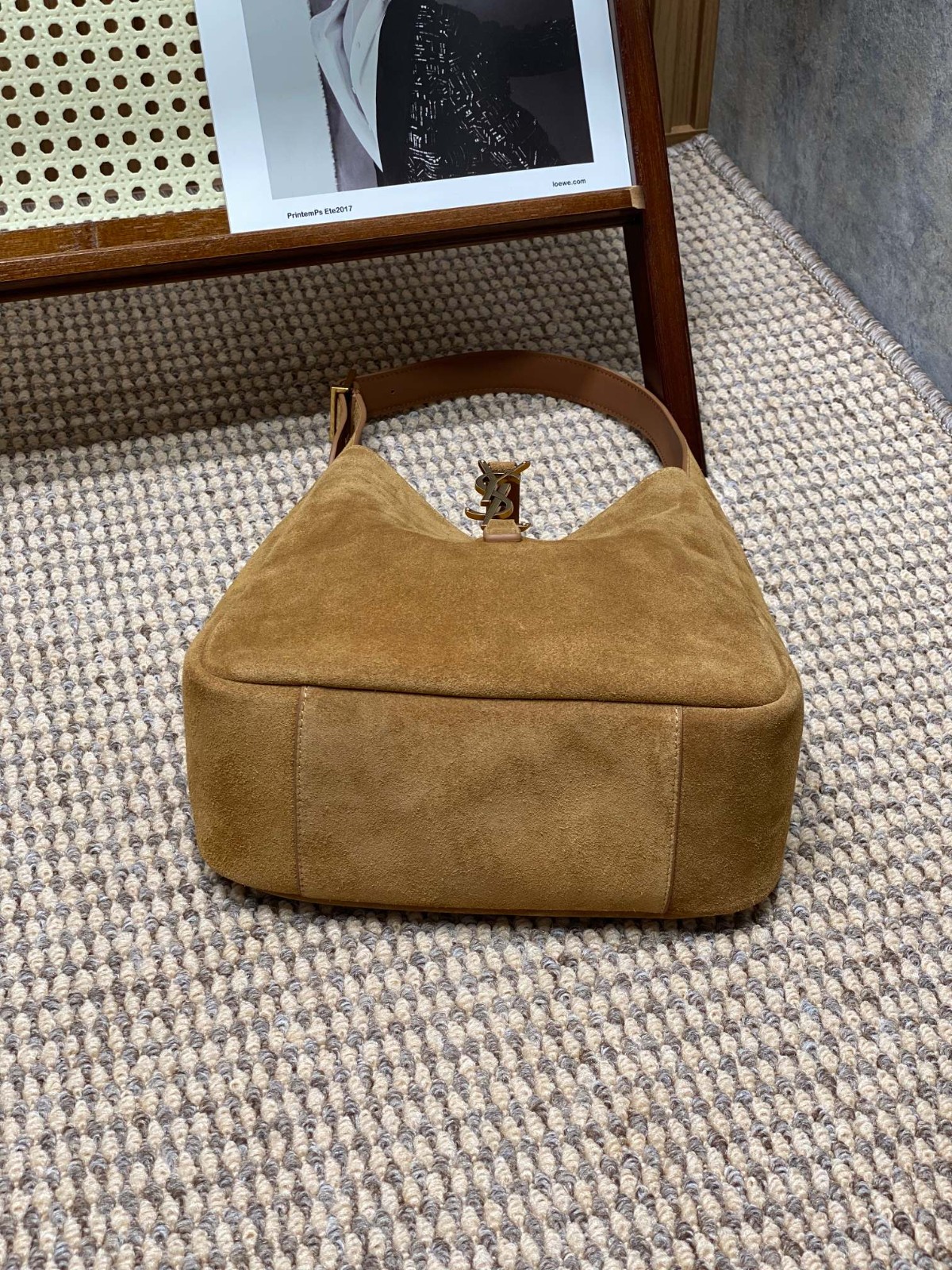 018 68123209 size 22x22x10cm