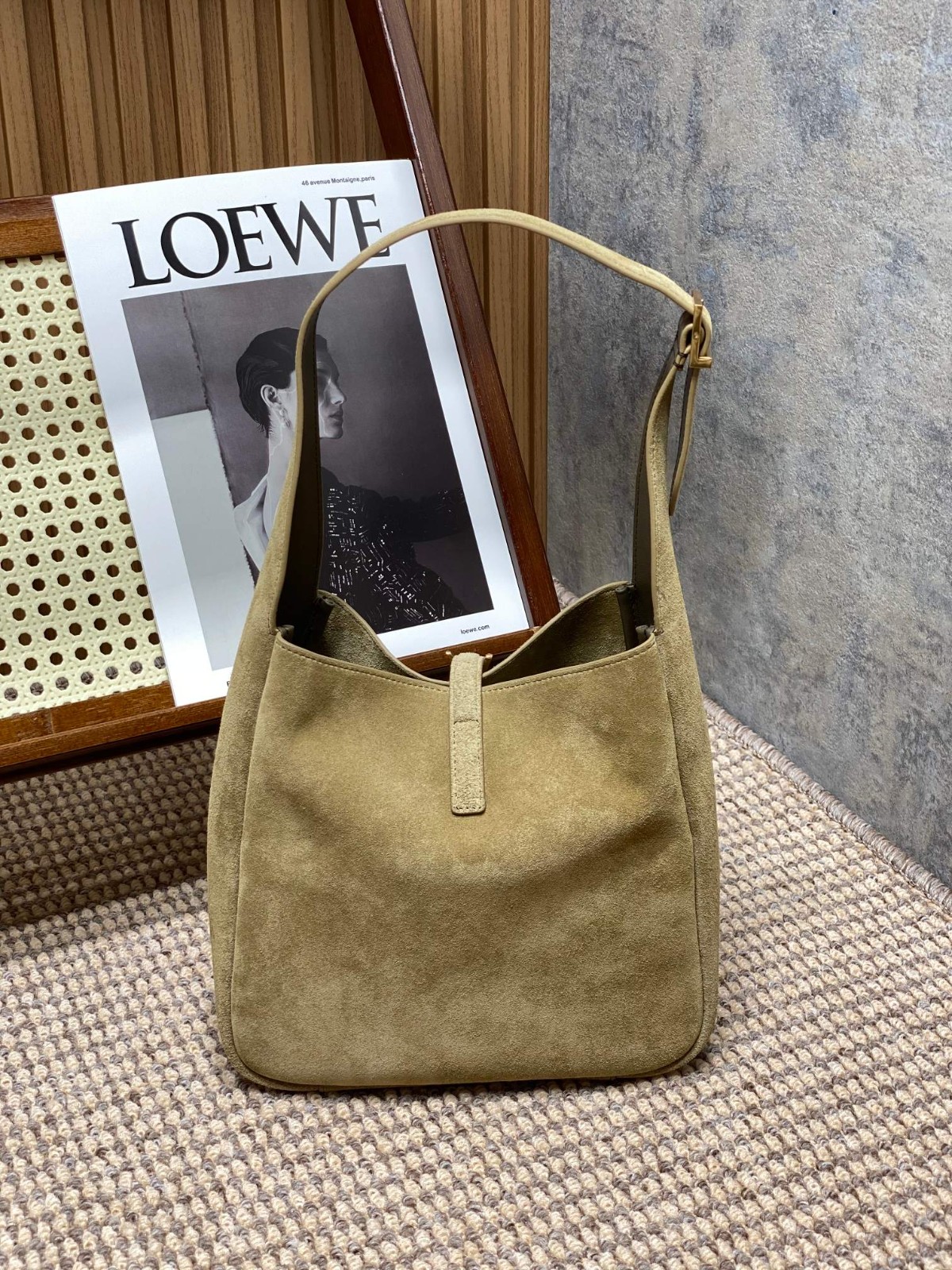 017 68123209 size 22x22x10cm
