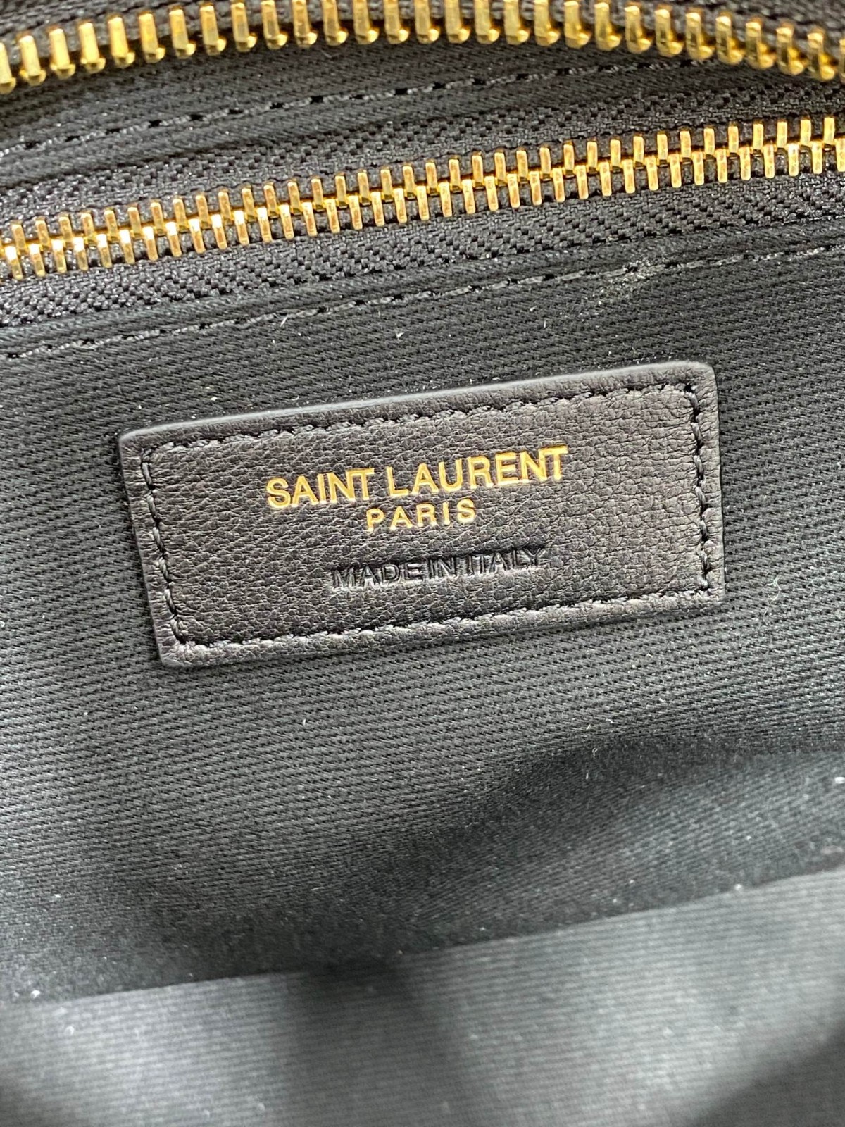 015 88123235 size 31x16x13cm