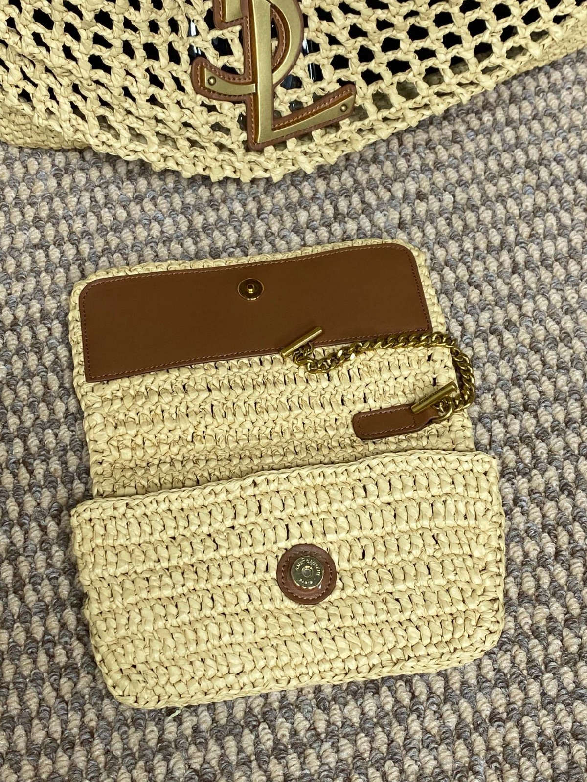 012 100123266 size 38x43x8cm