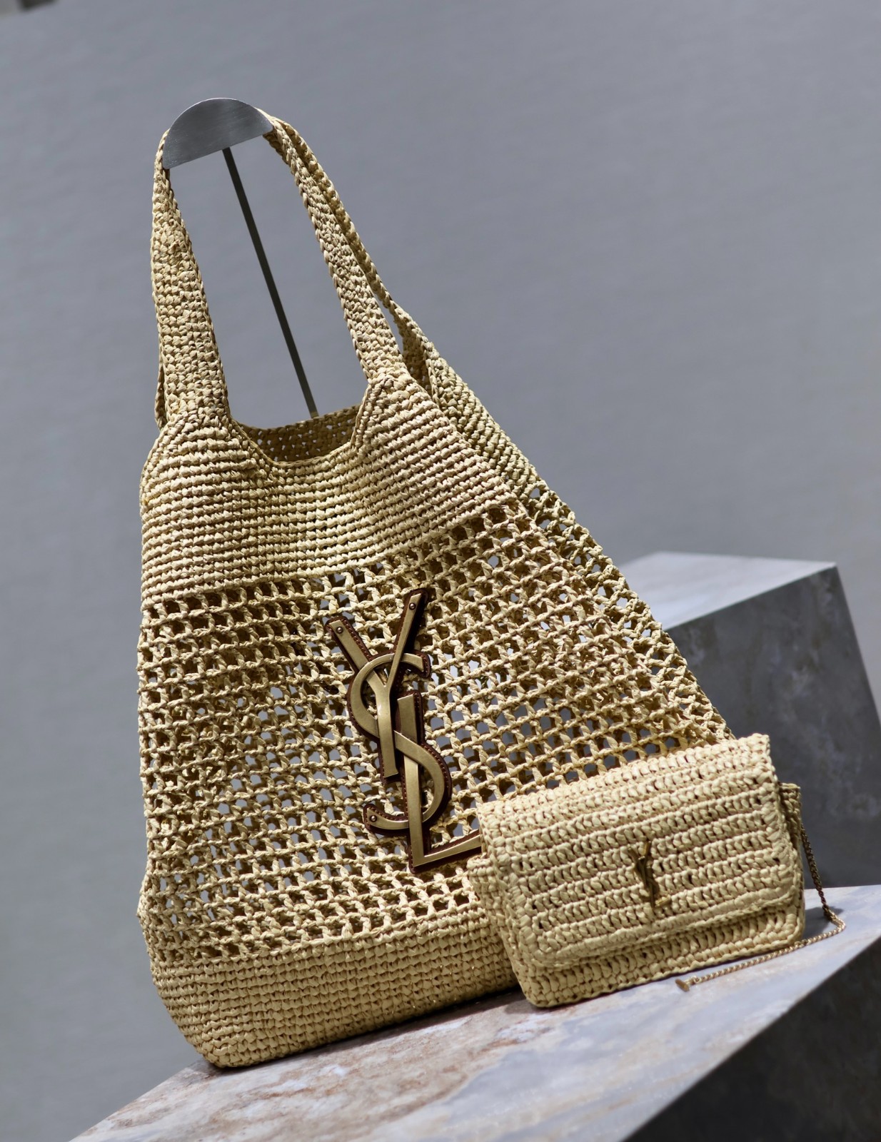 011 95123238 size 5847×61×8cm