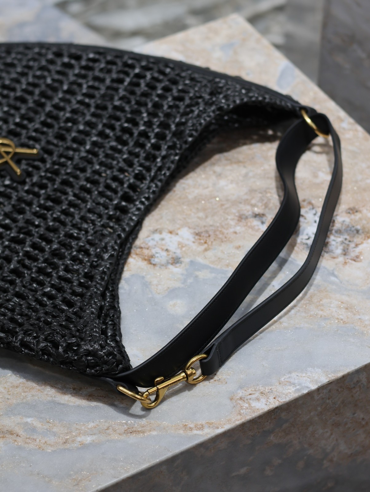 009 65123206 size 37x40x3cm
