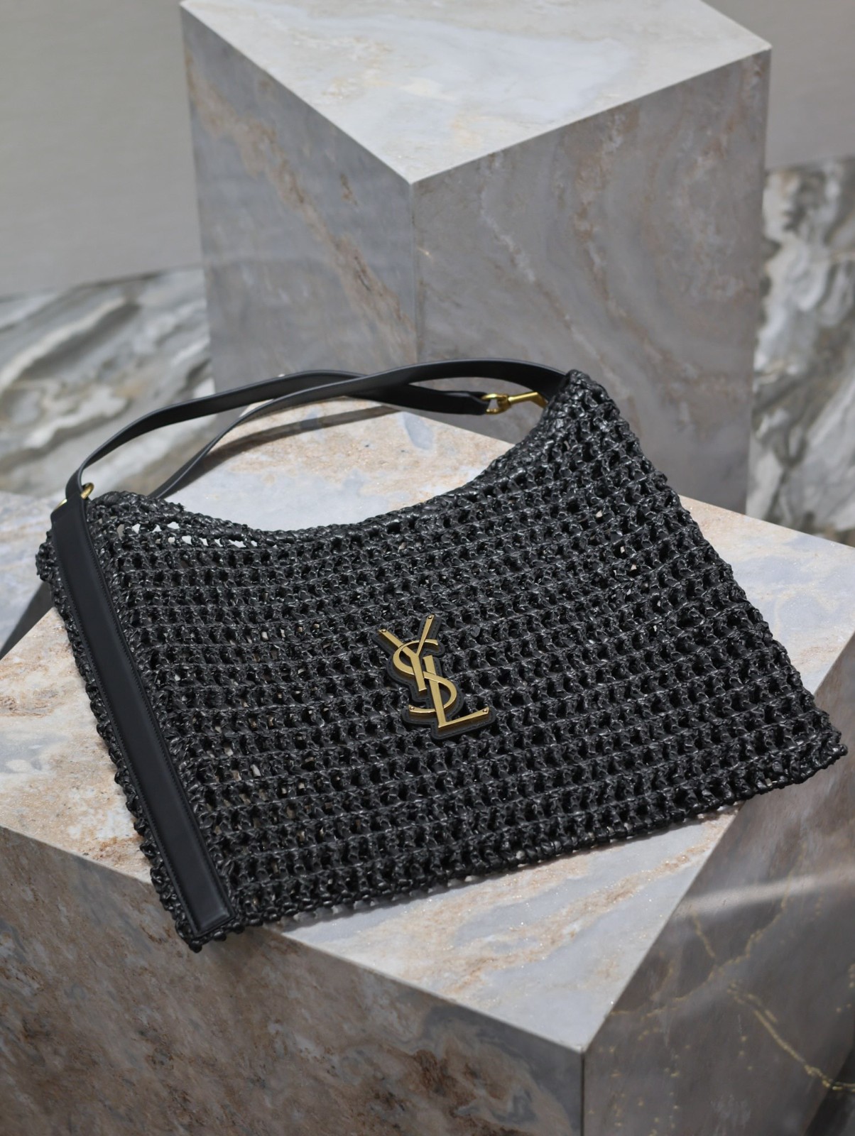 009 65123206 size 37x40x3cm