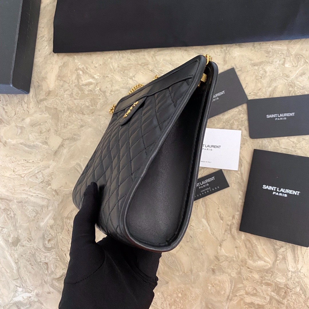 005 68123209 size 23×17×5cm