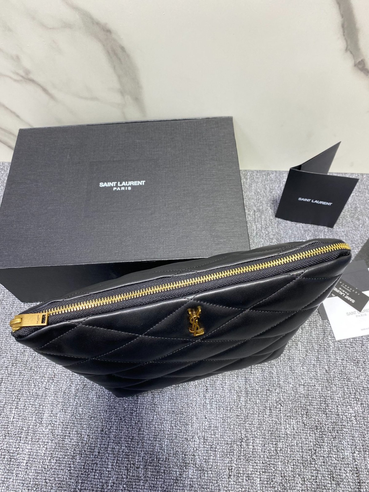 004 60123174 size 26x19x11cm