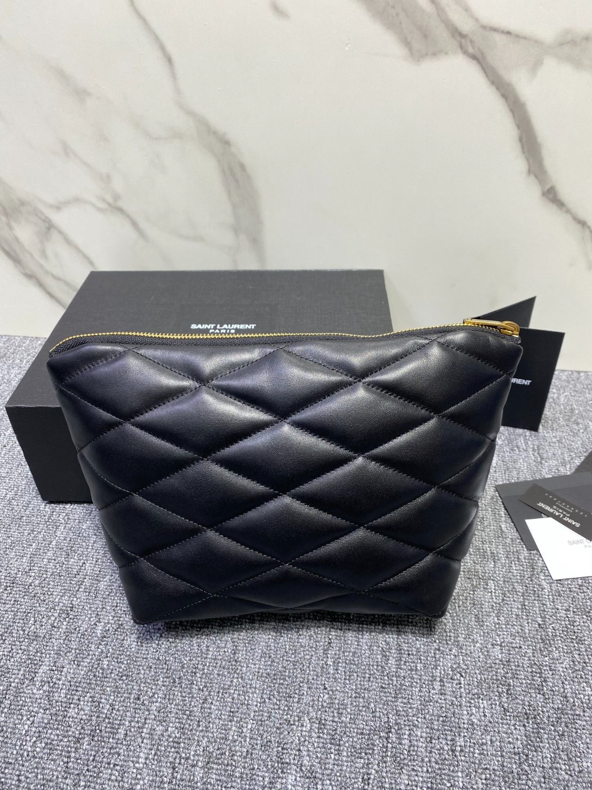004 60123174 size 26x19x11cm