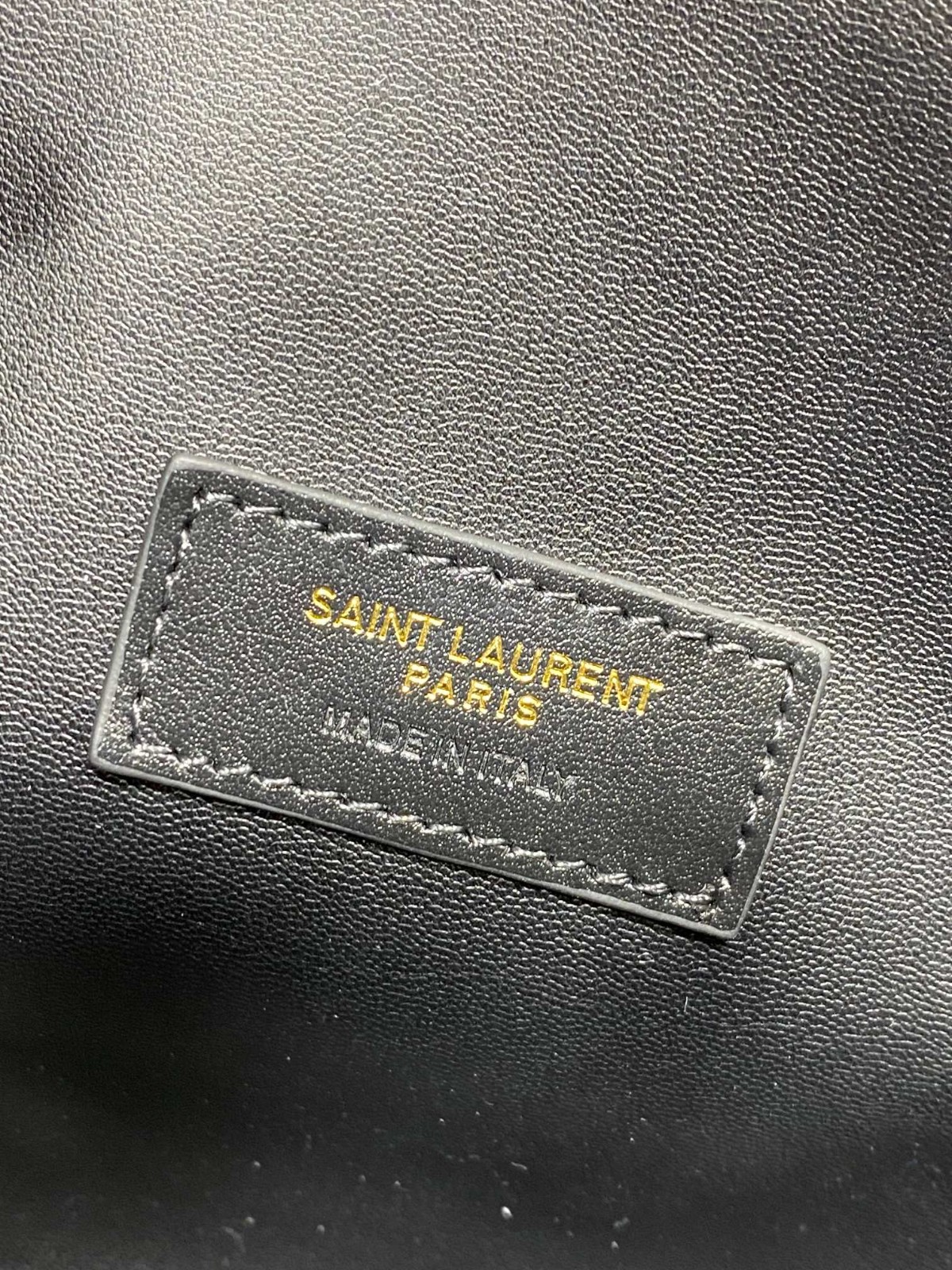 003 62123176 size 18x17x8cm