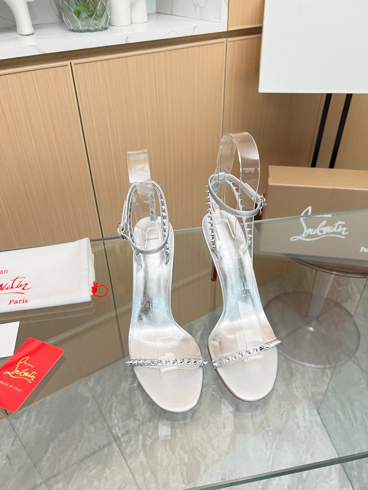 050 32123125 size 35-43