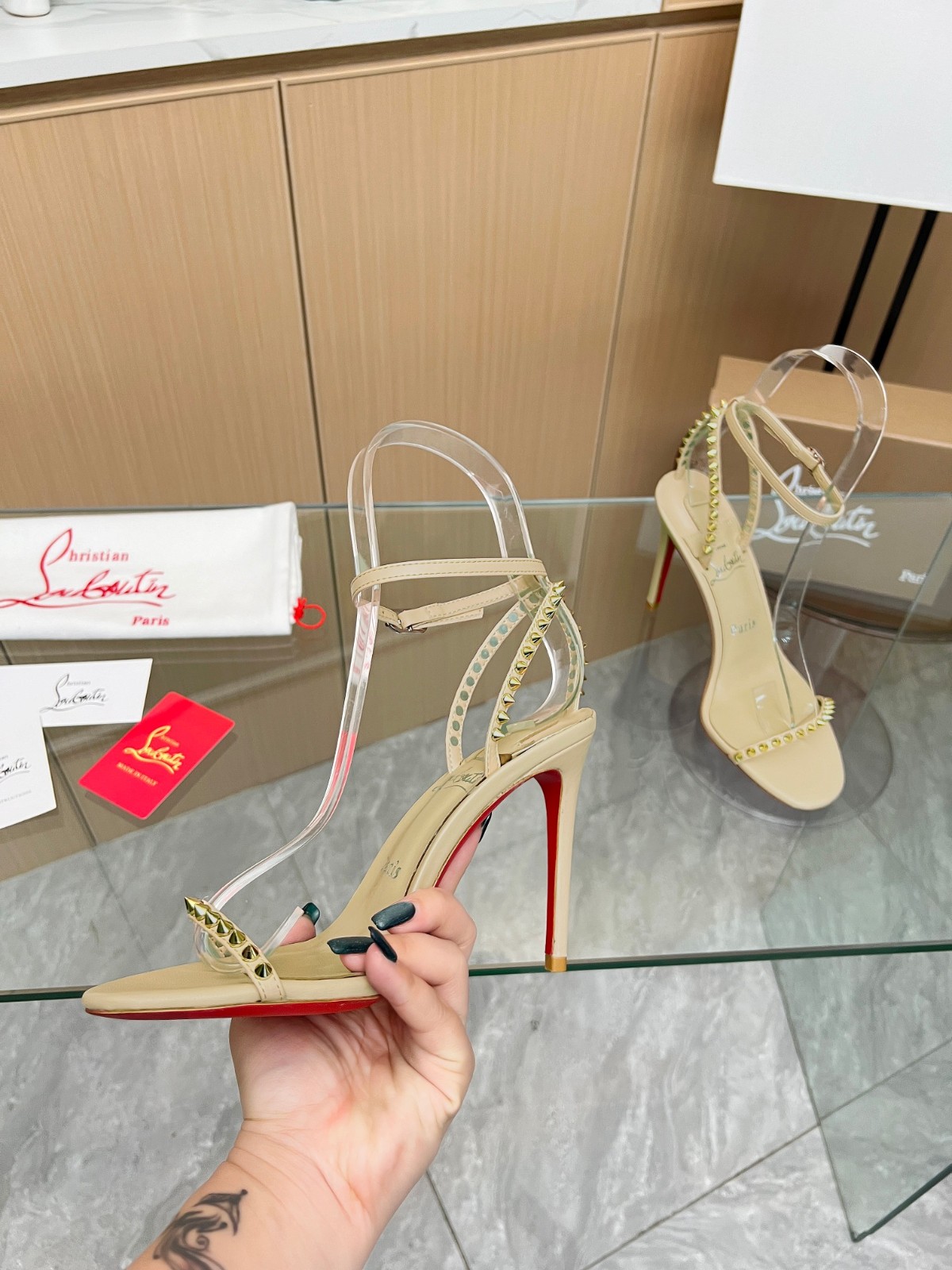 049 32123125 size 35-43