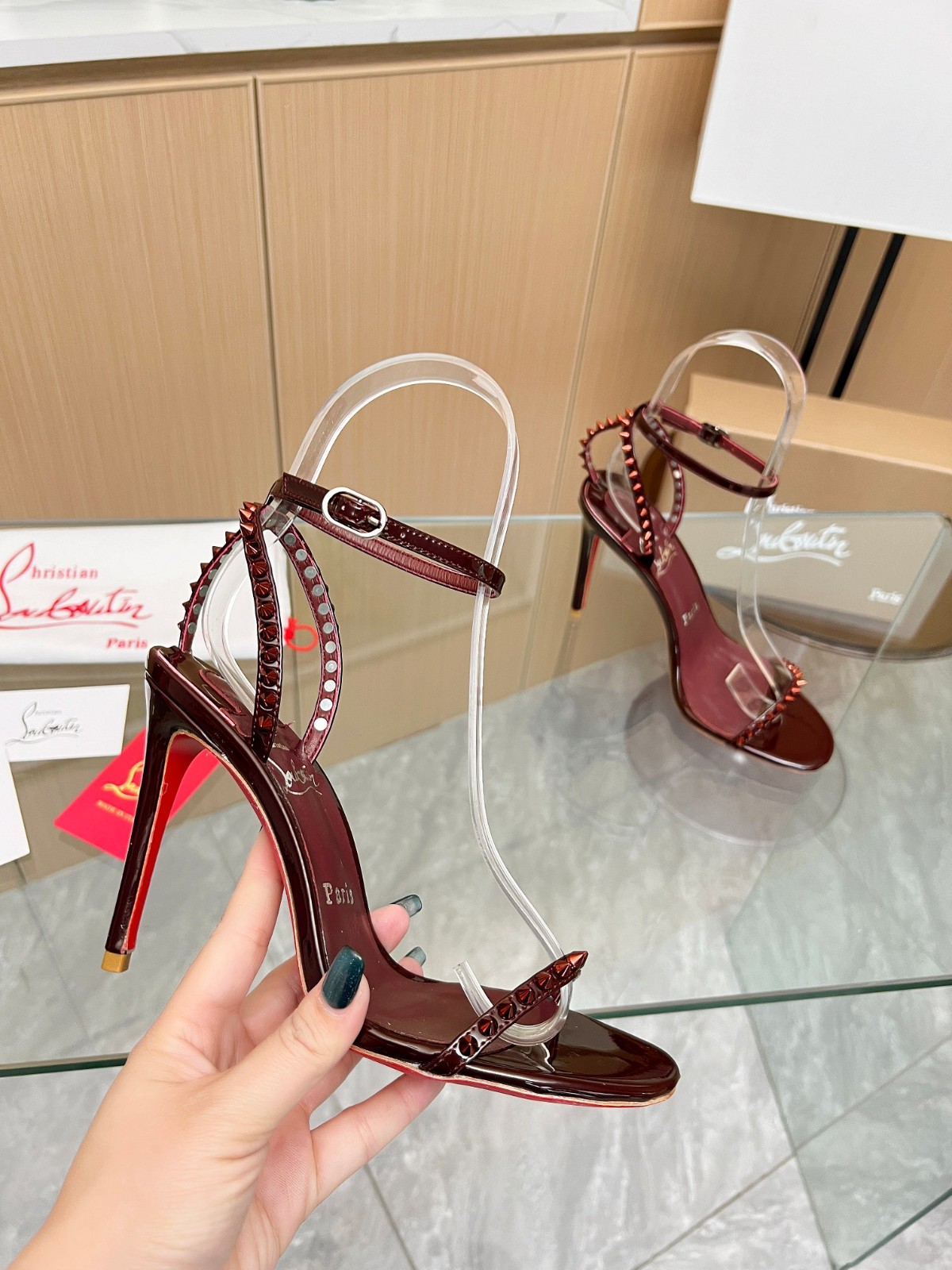 047 32123125 size 35-43