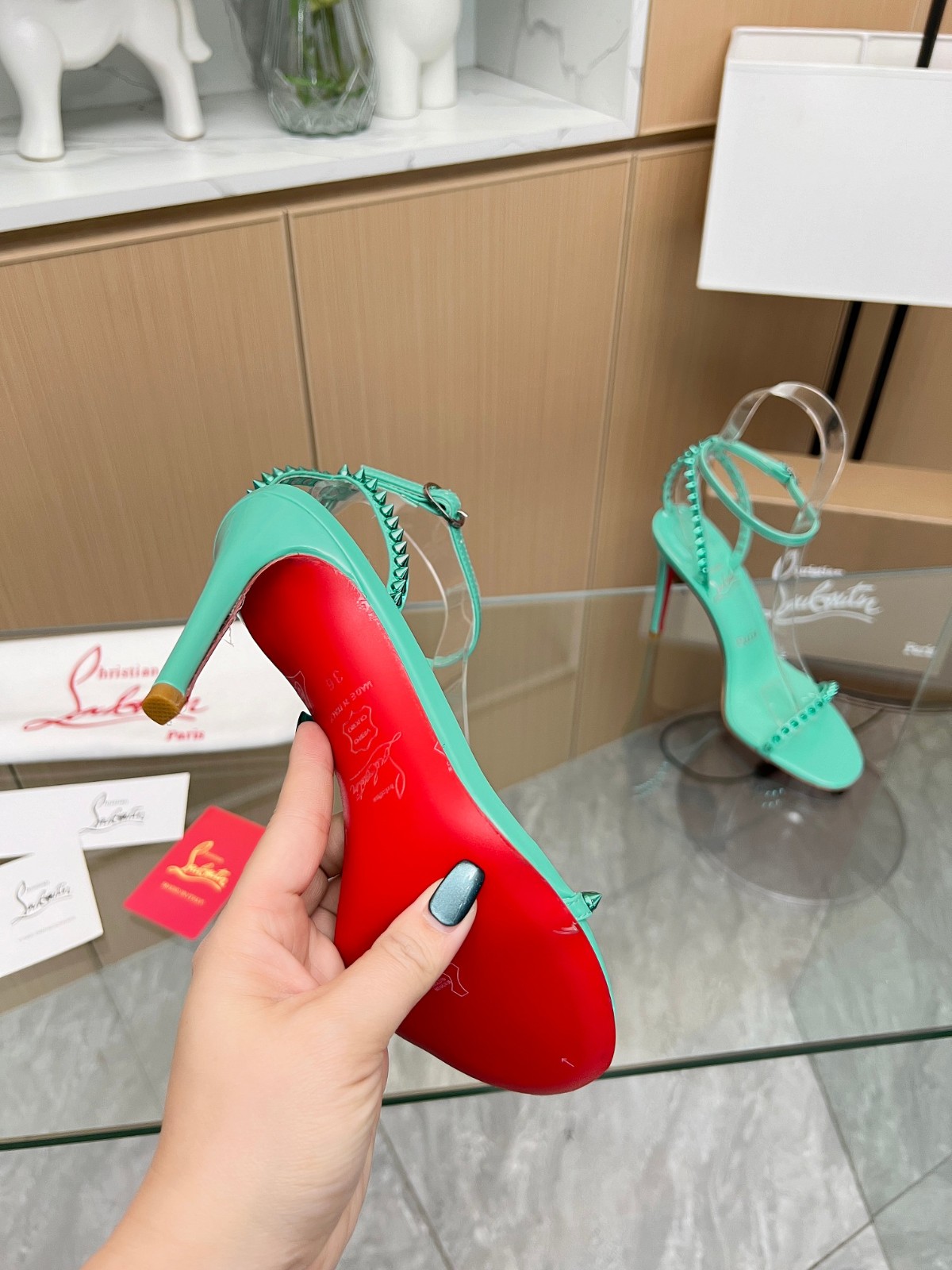 046 32123125 size 35-43