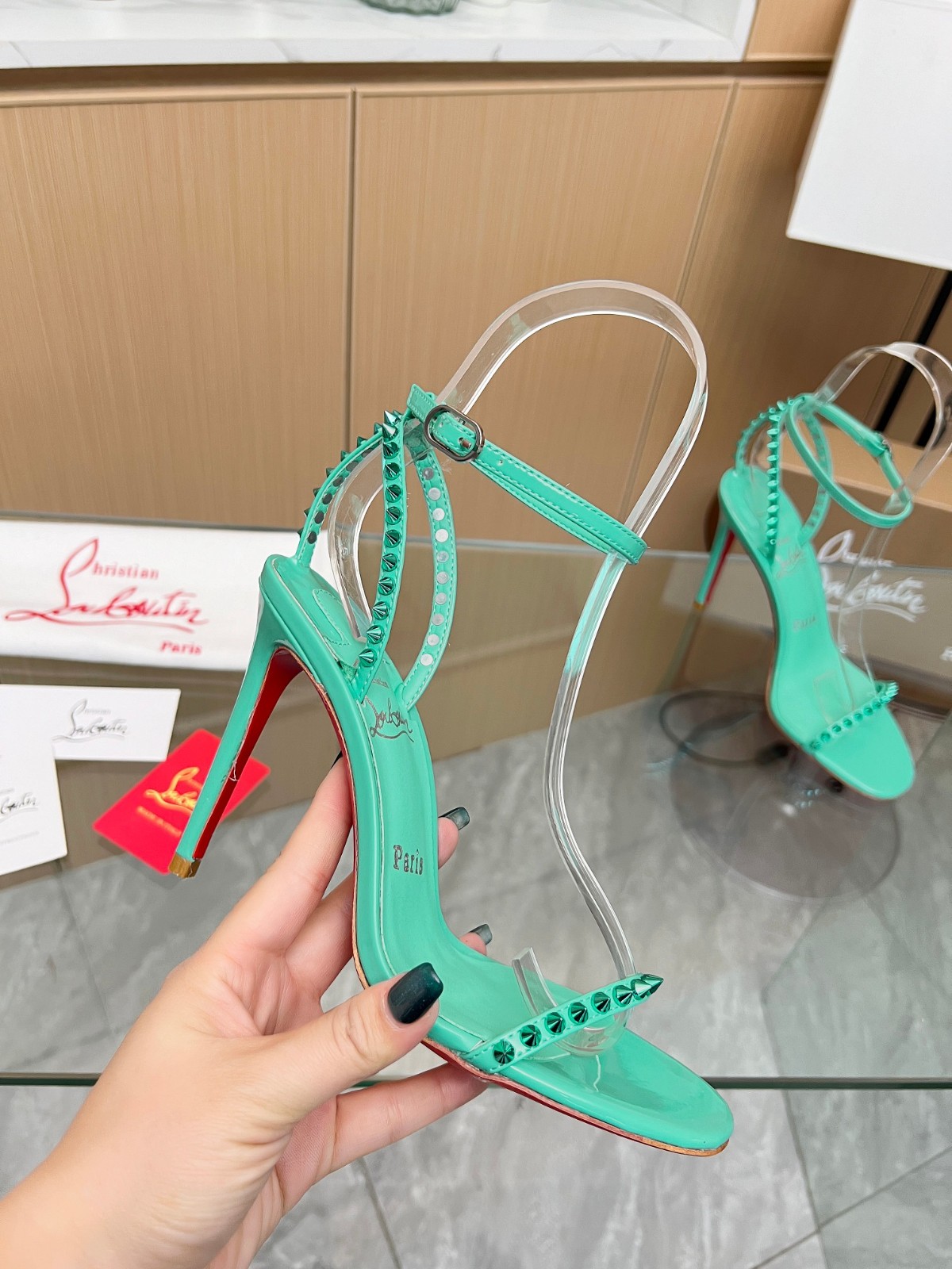 046 32123125 size 35-43