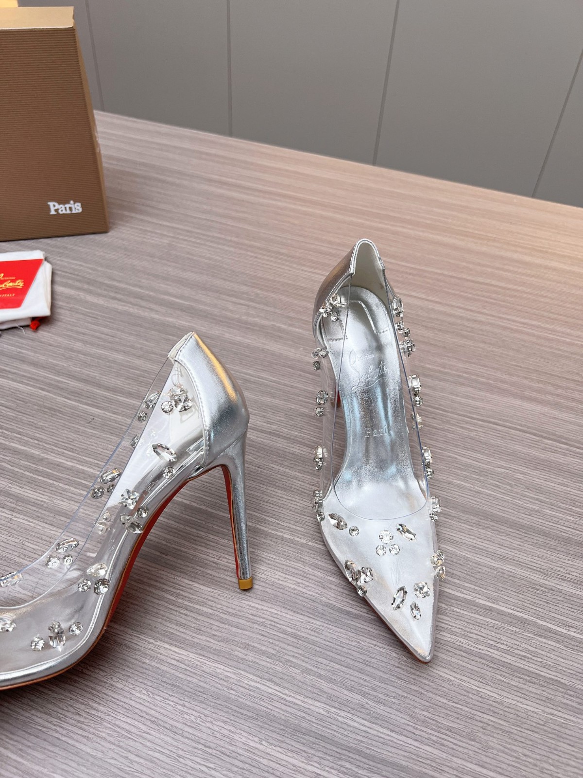 002 34123128 size 35-43