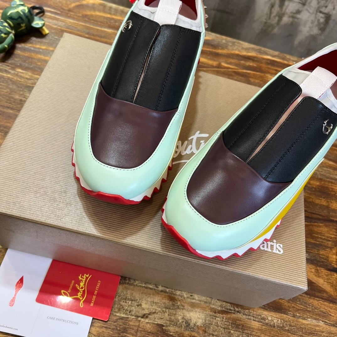 001 48123159 size 35-47