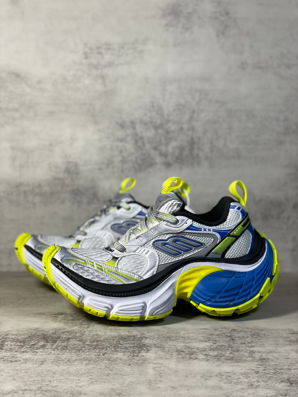 034 size 35-46