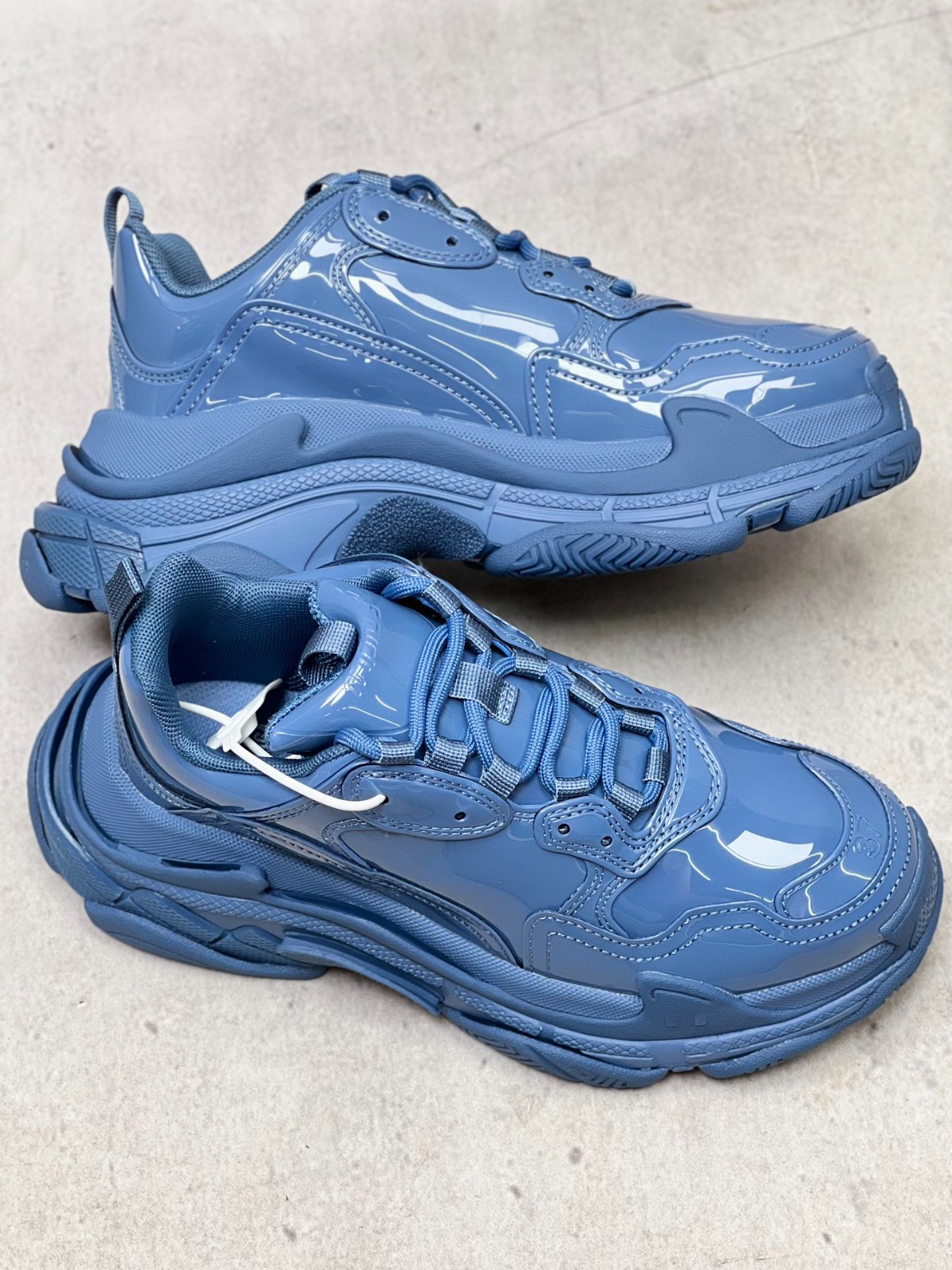 091 46123159 size 35-46