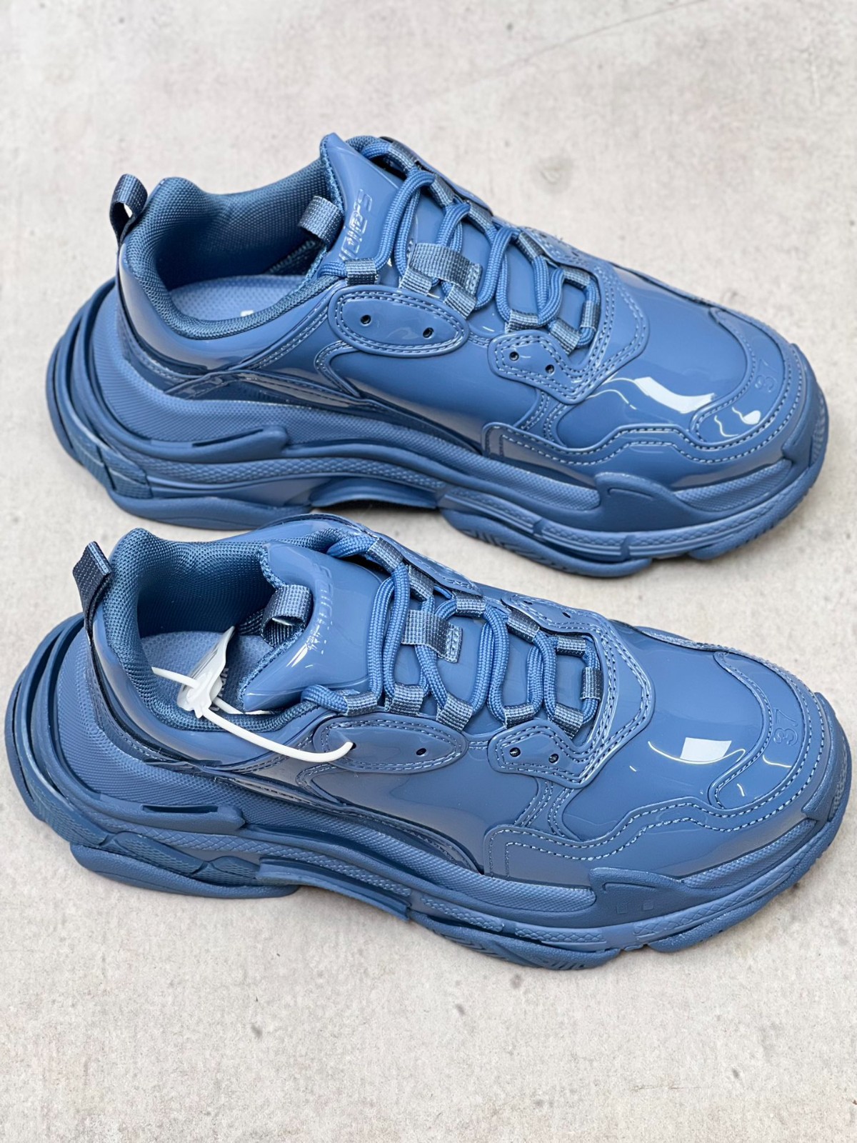 091 46123159 size 35-46