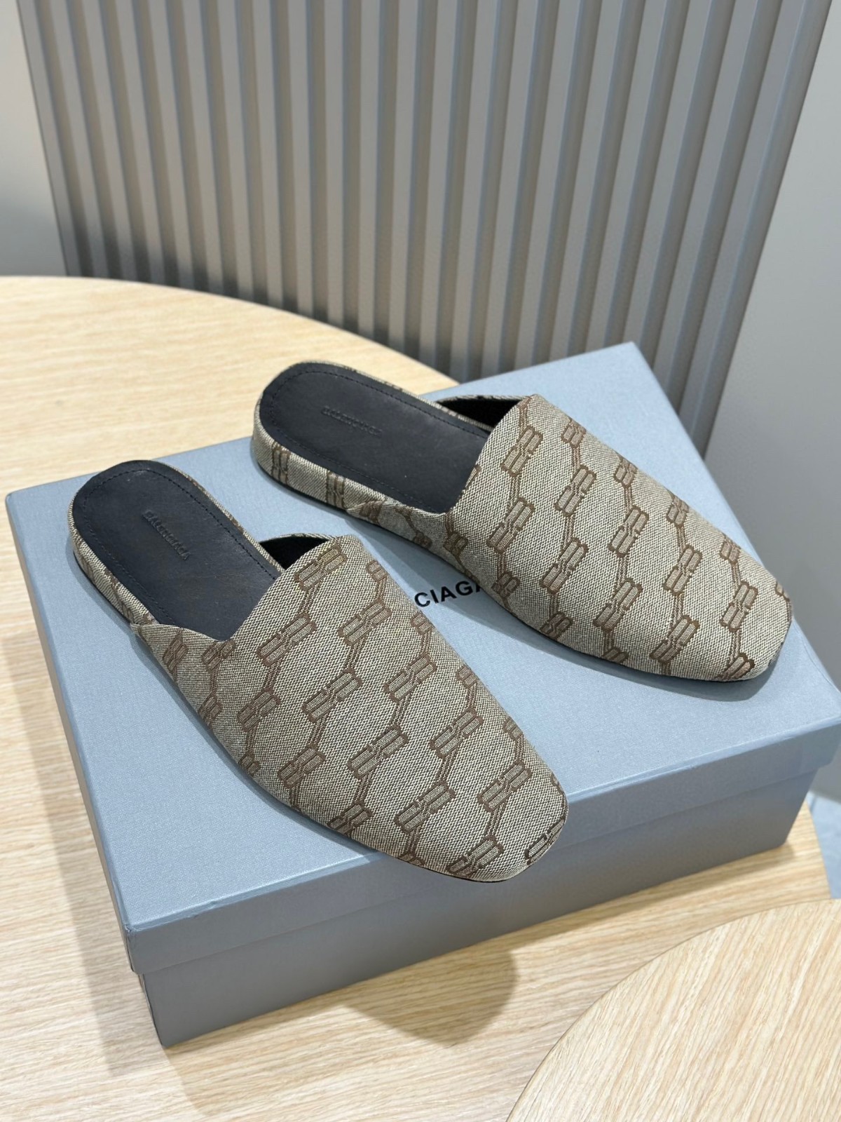 031 38123149 size 38-46