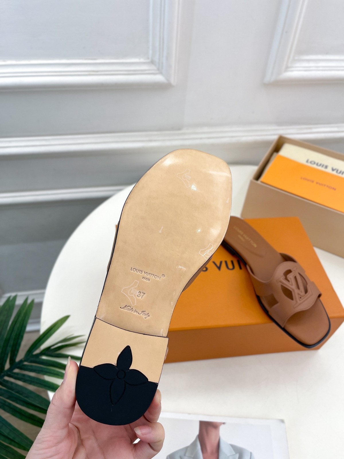 011 30123108 size 35-42