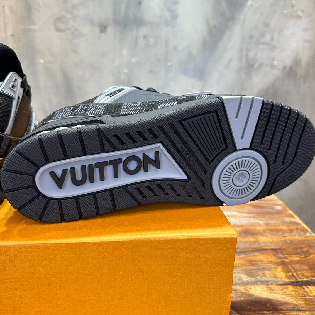 040 55123162 size 39-45