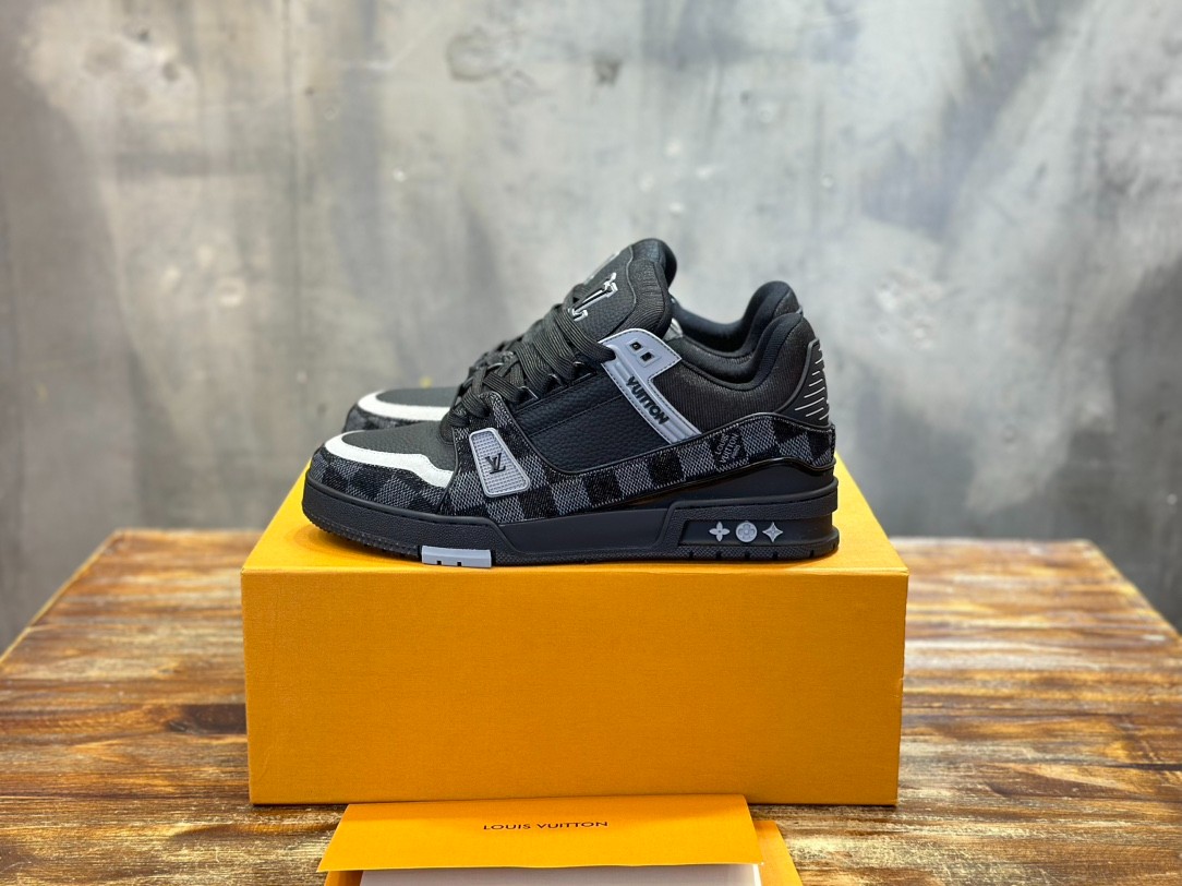 040 55123162 size 39-45