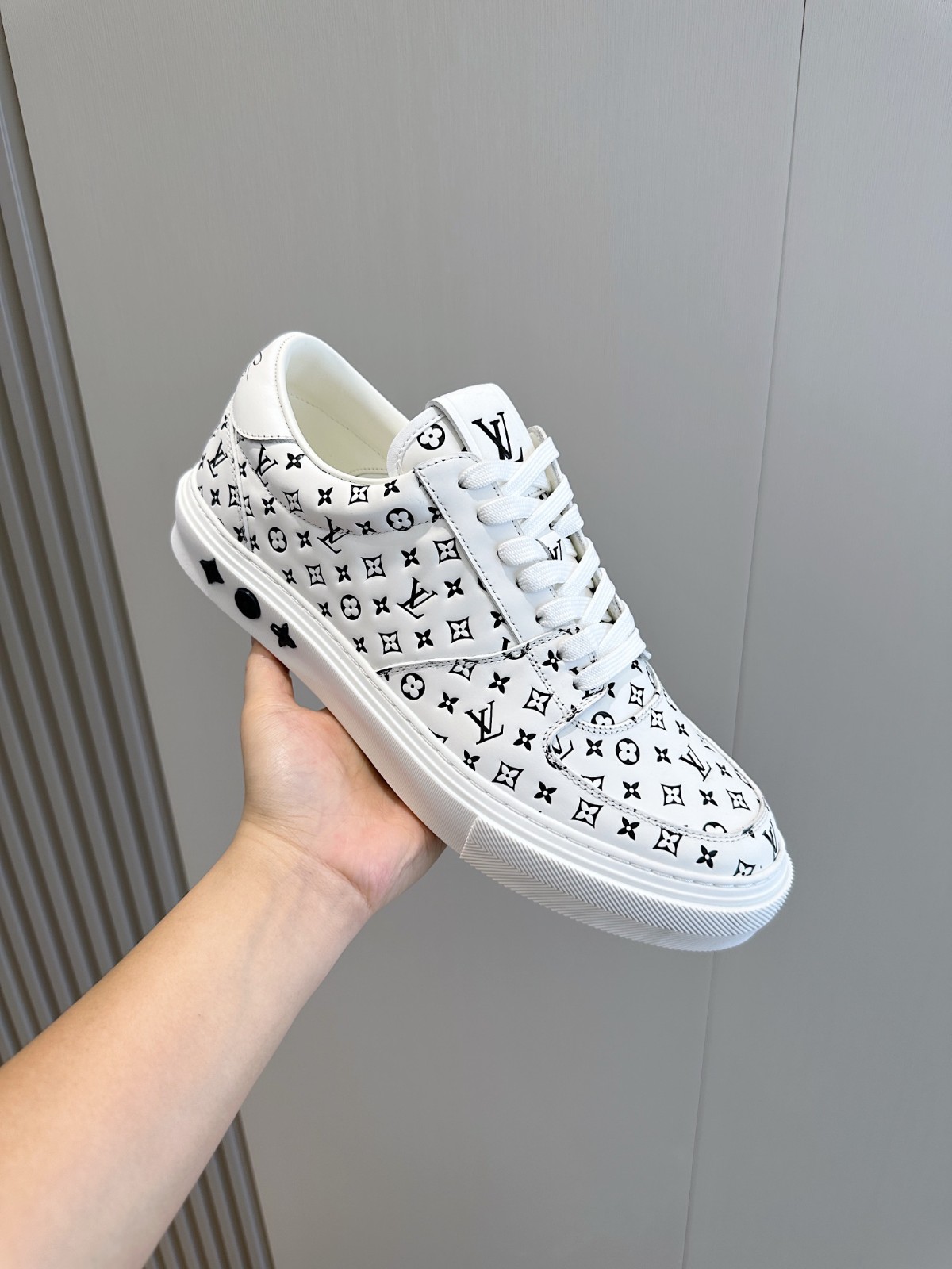 032 40123137 size 38-45