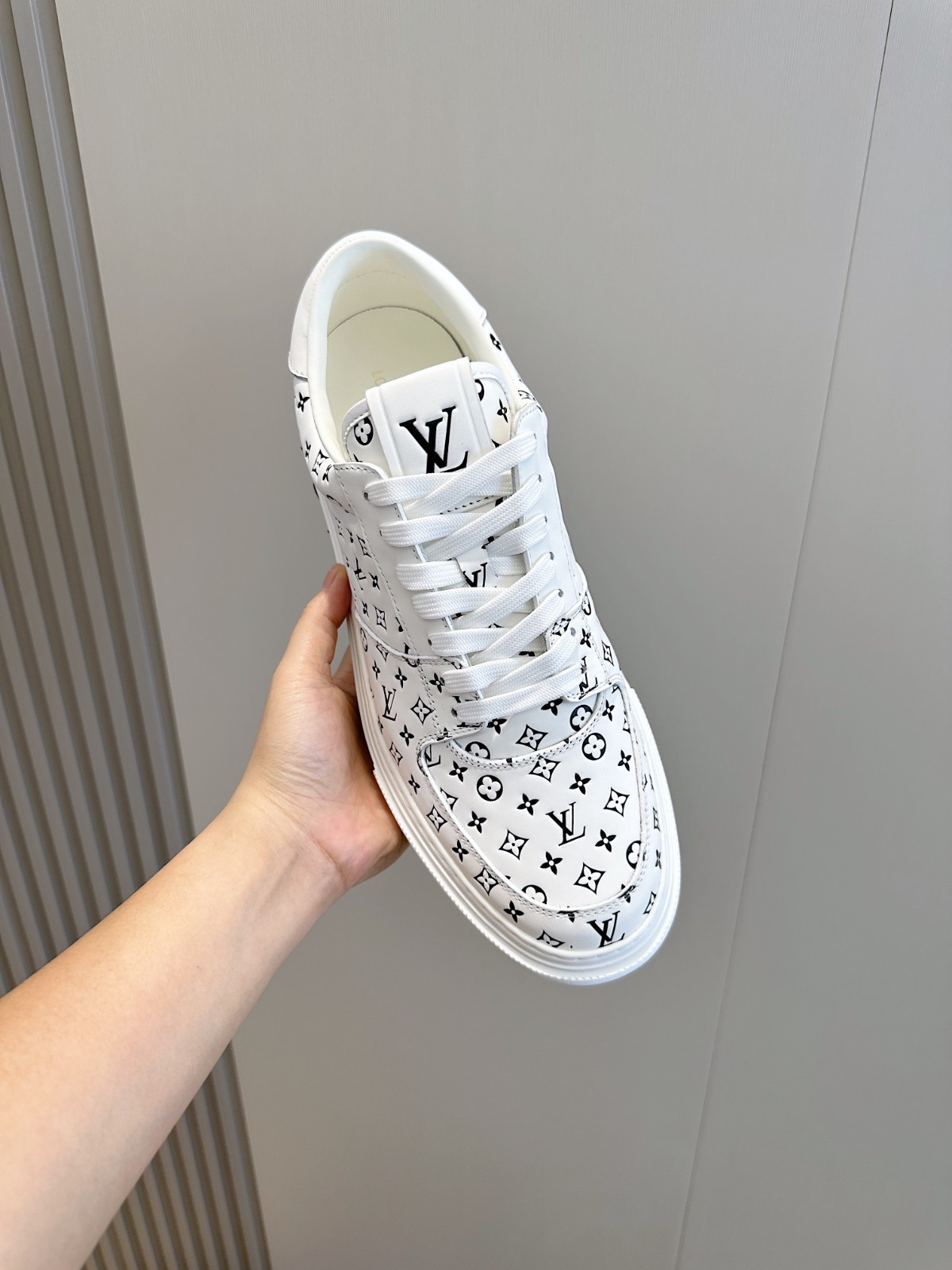 032 40123137 size 38-45