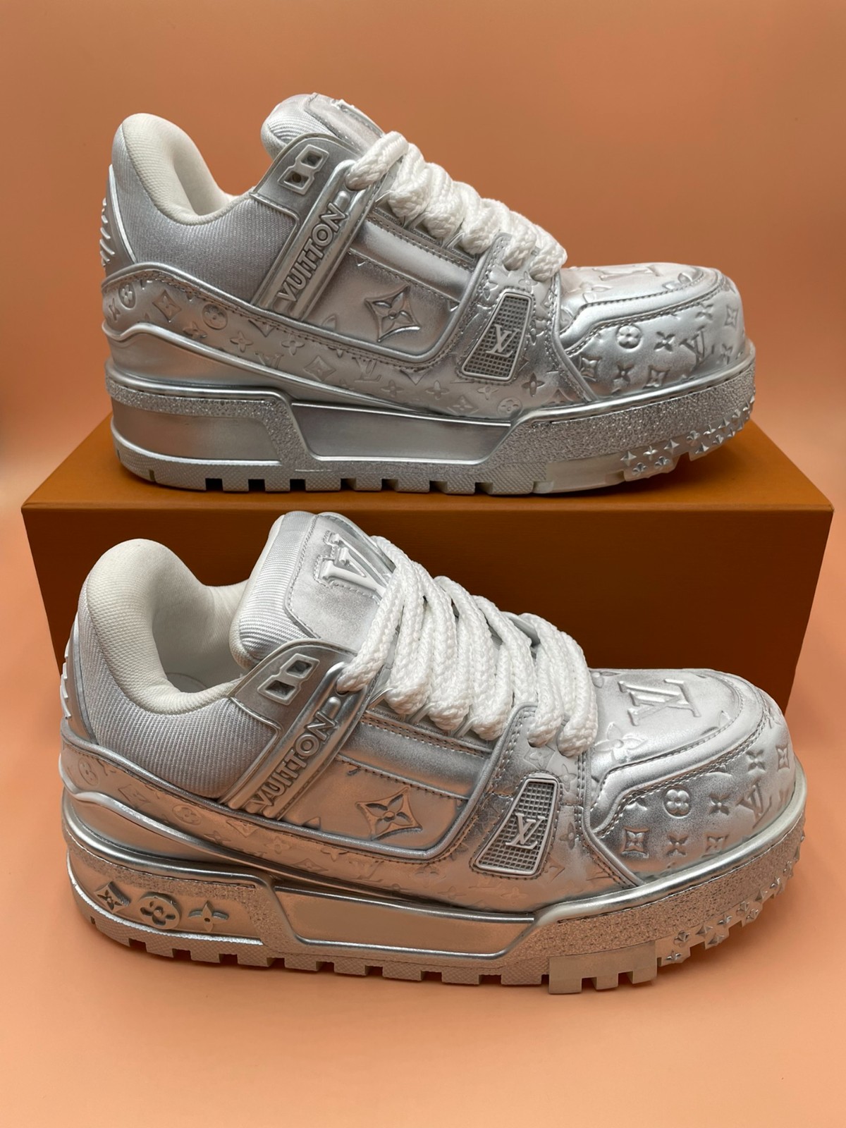 004 56123164 size 35-46