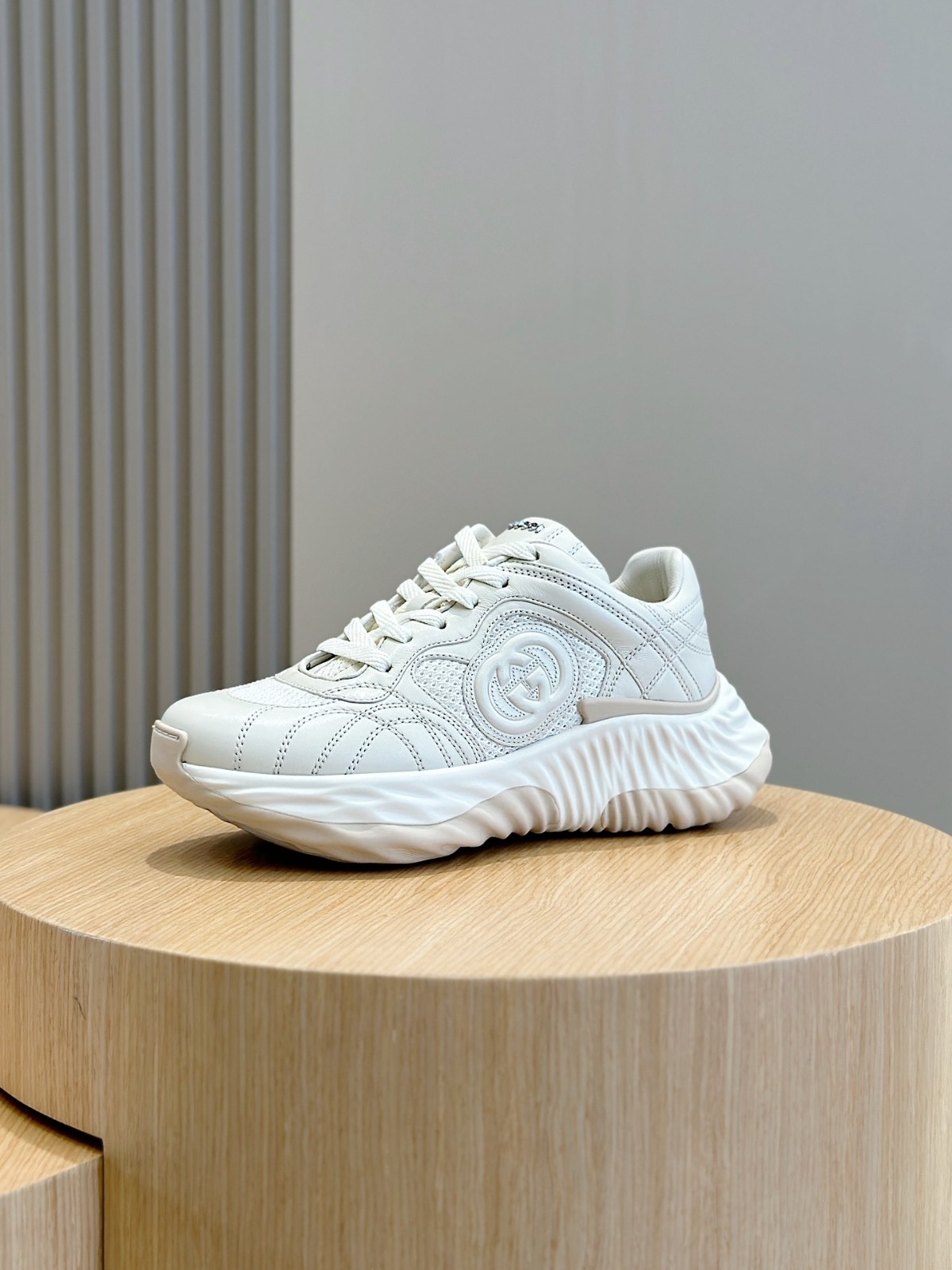 061 44123139 size 35-45