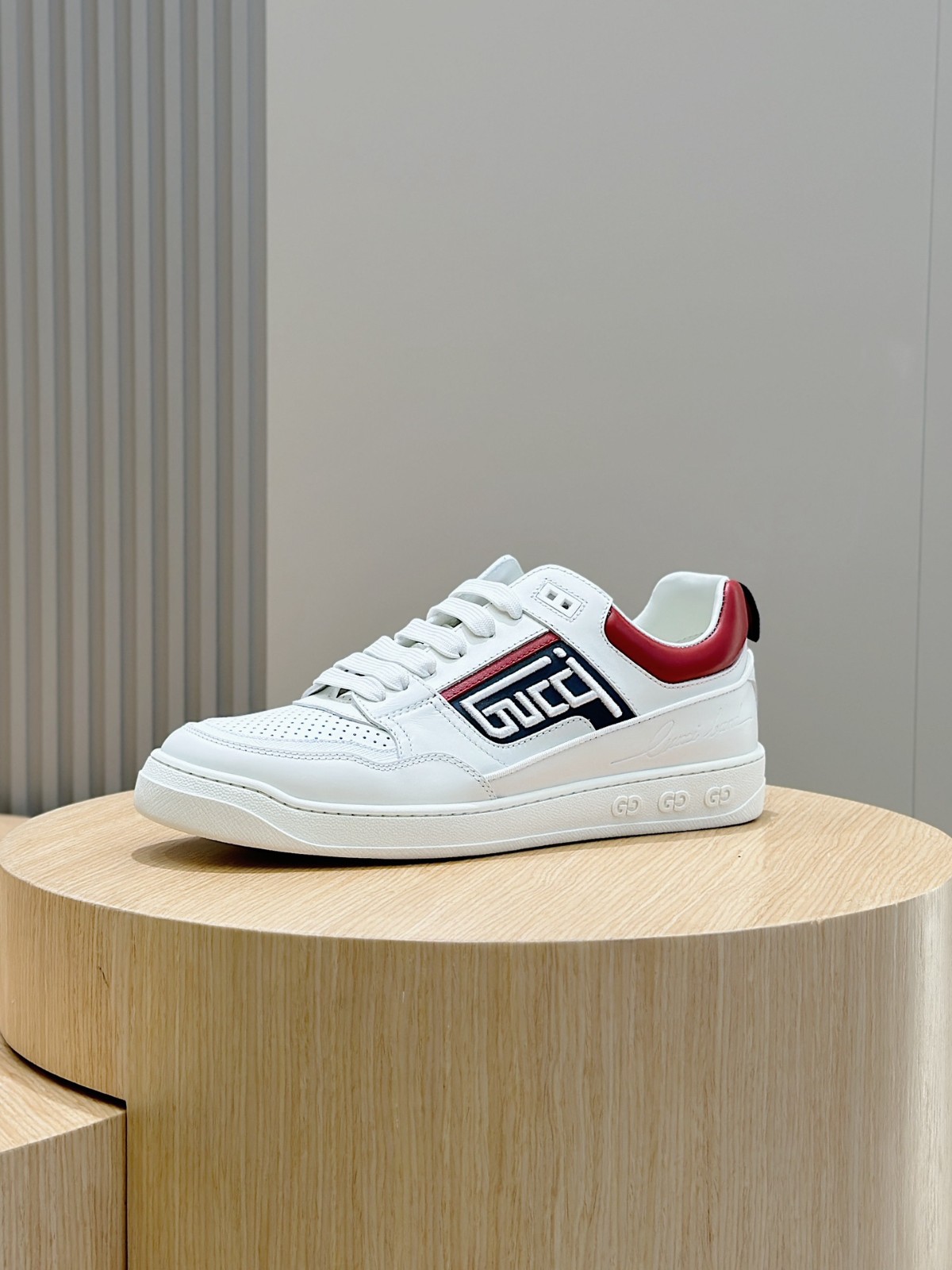 057 40123142 size 38-45