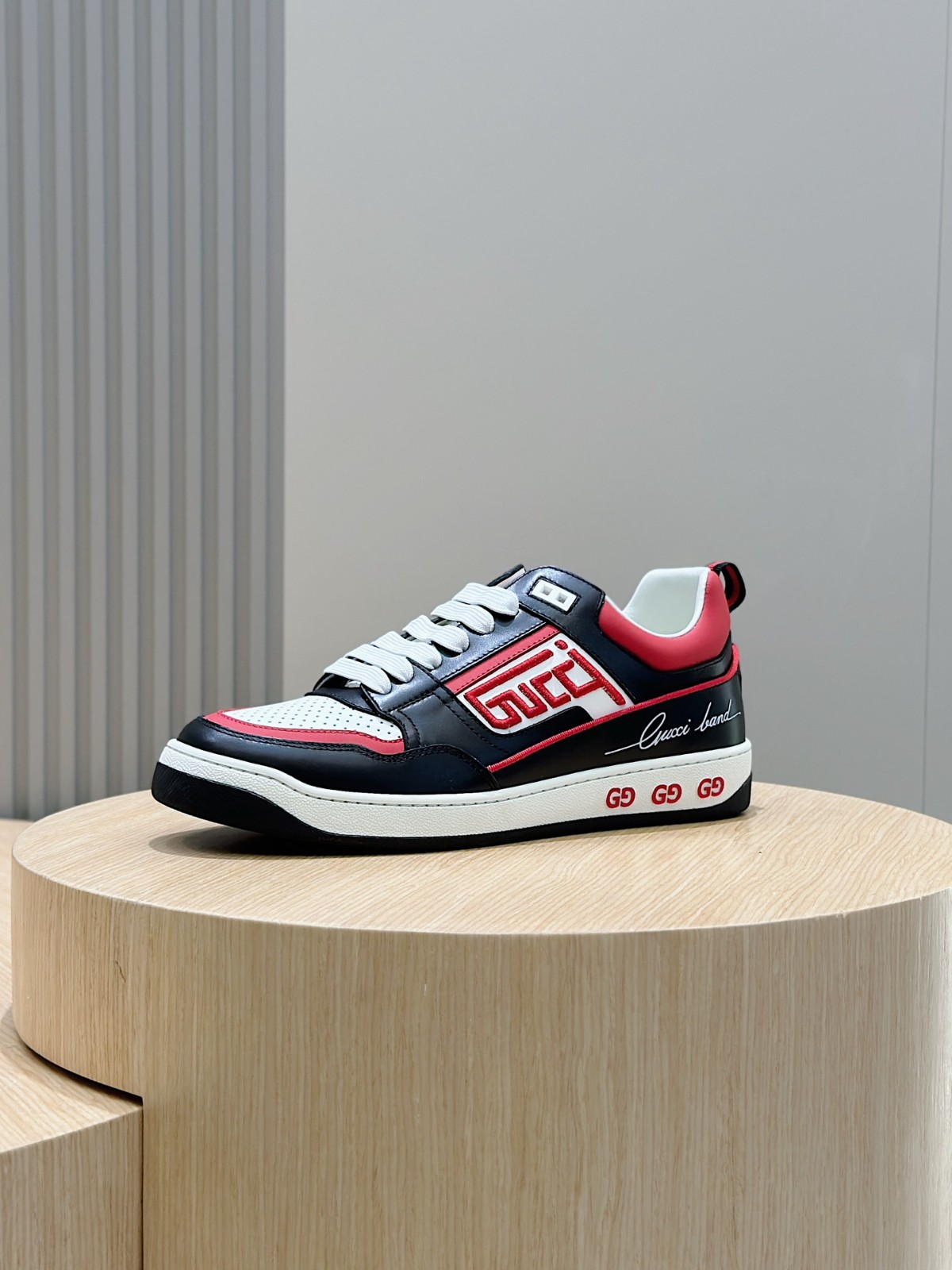 055 40123142 size 38-45