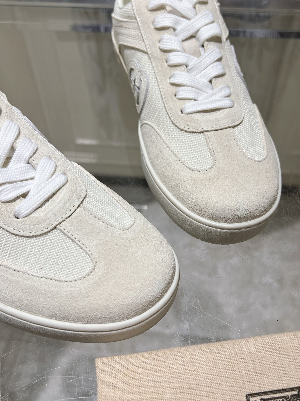 039 30123108 size 35-45