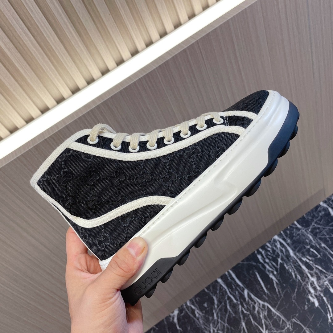 035 32123111 size 35-40